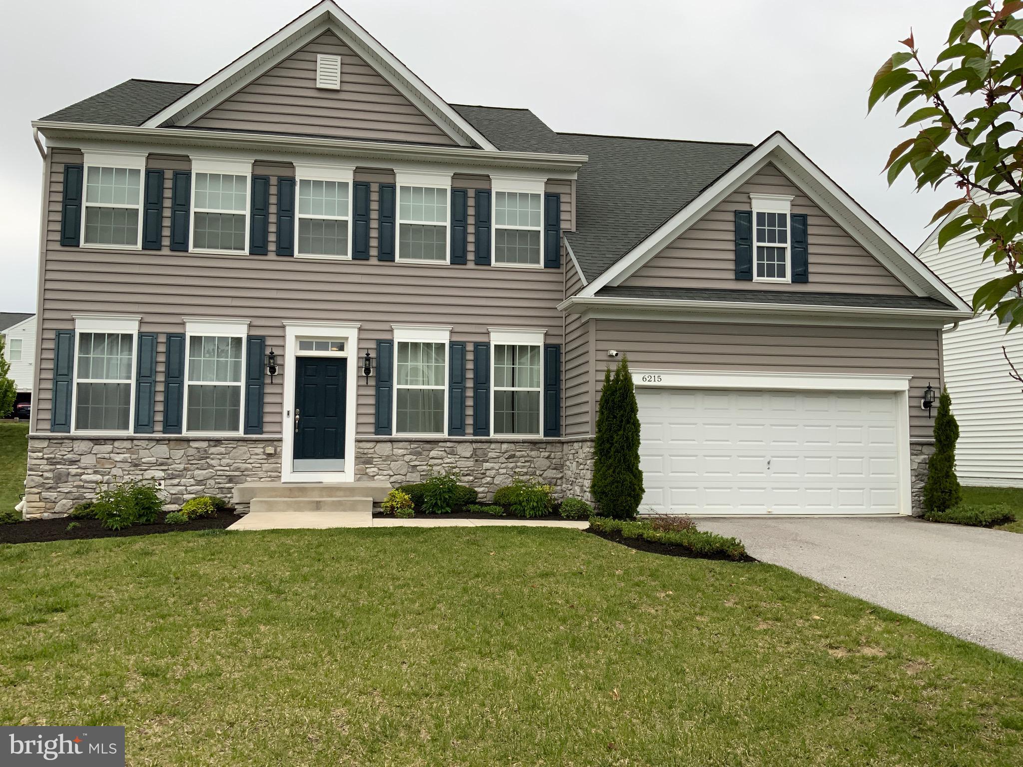 PINE ACRES - Residential