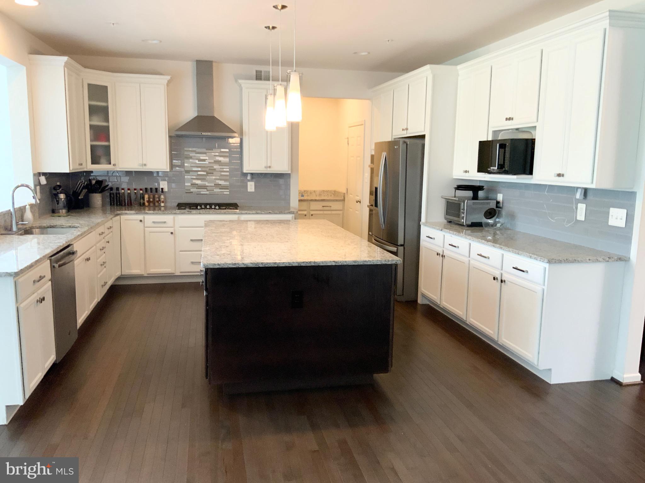 PINE ACRES - Residential