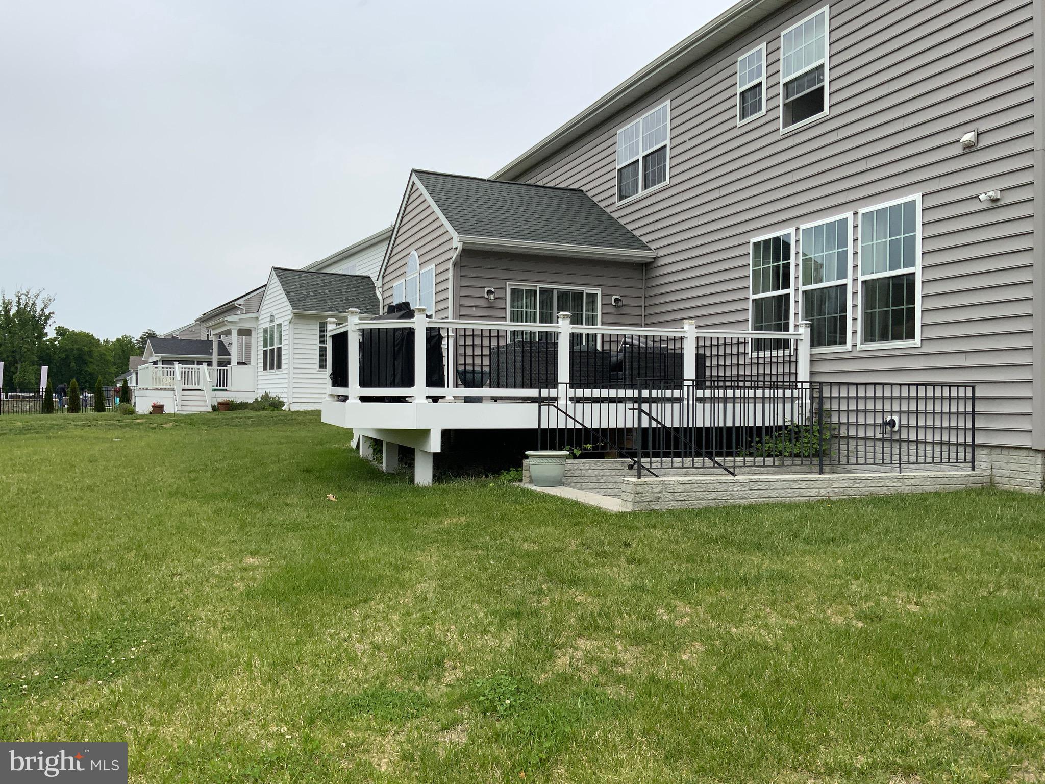 PINE ACRES - Residential