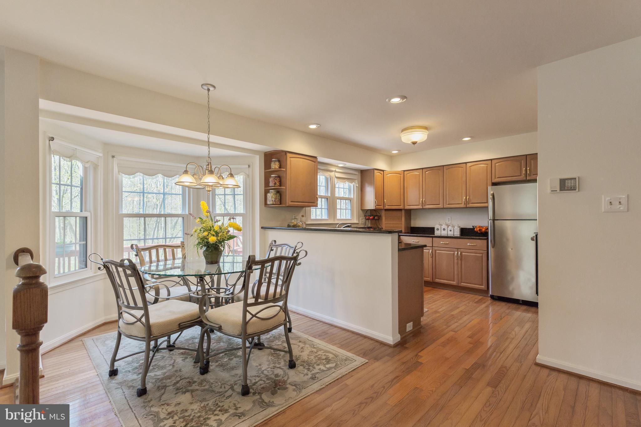 LAKE RIDGE - Residential