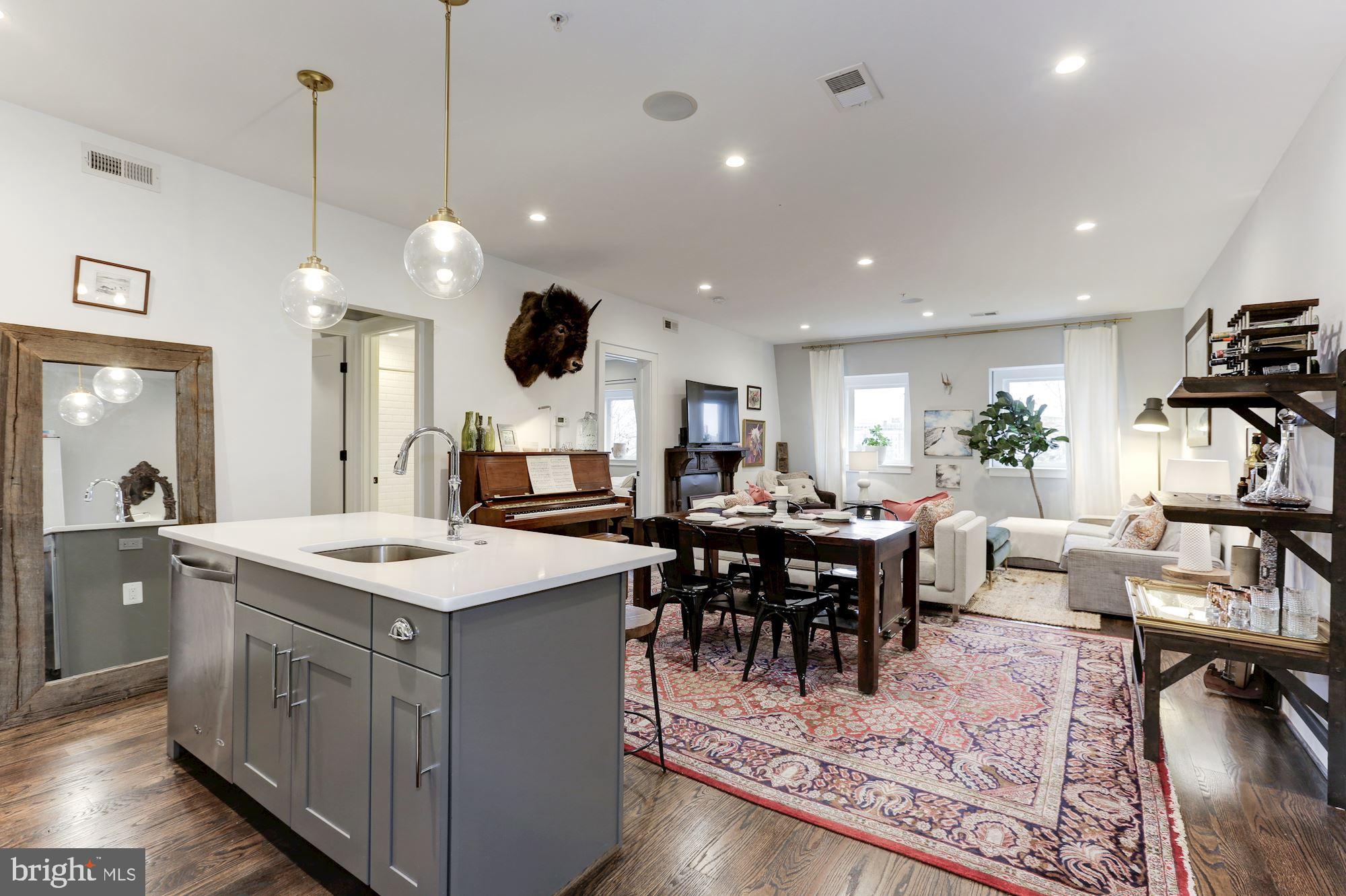 2303 ONTARIO ROAD NW 7