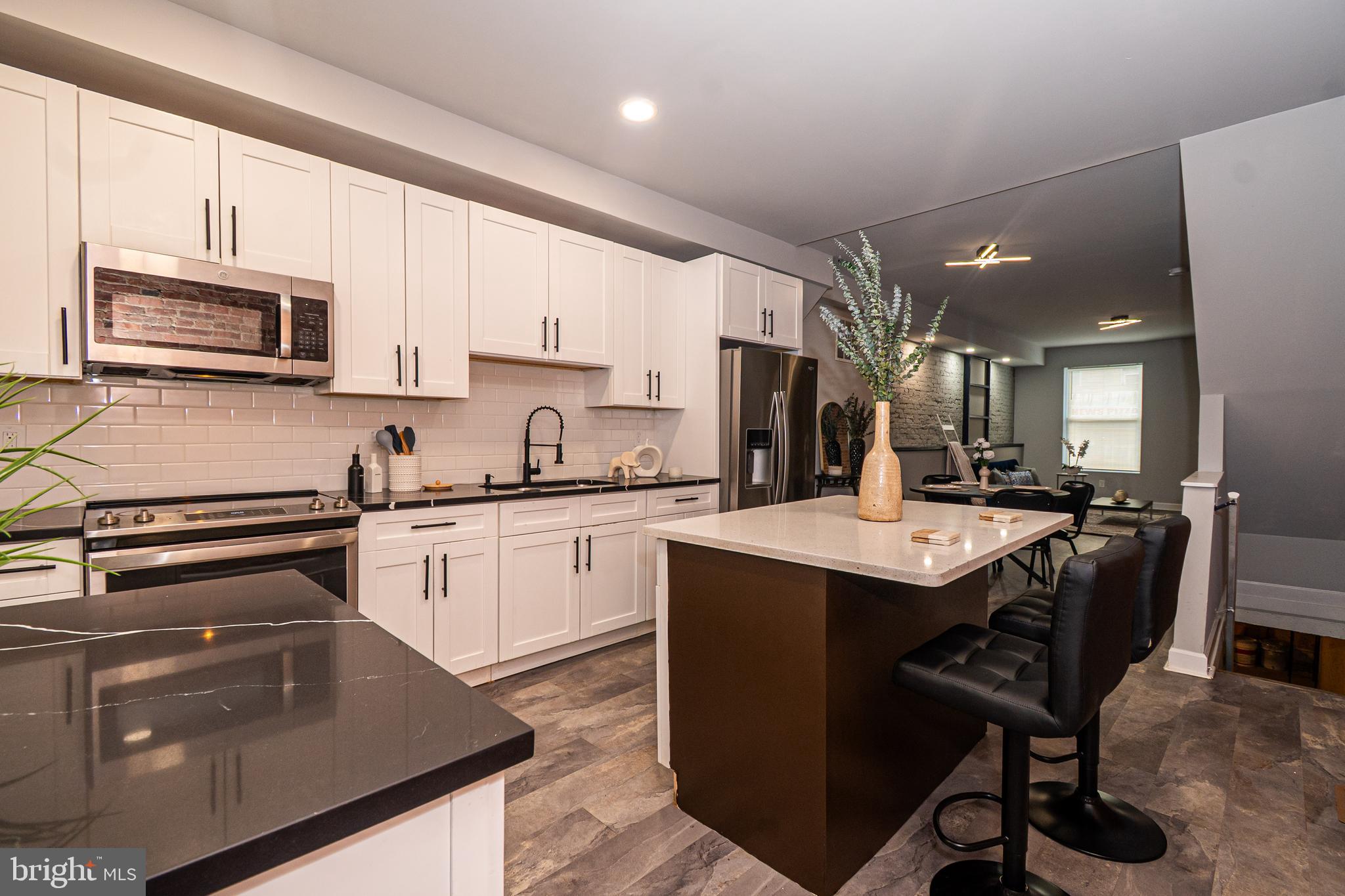 EAST BALTIMORE MIDWAY - Residential