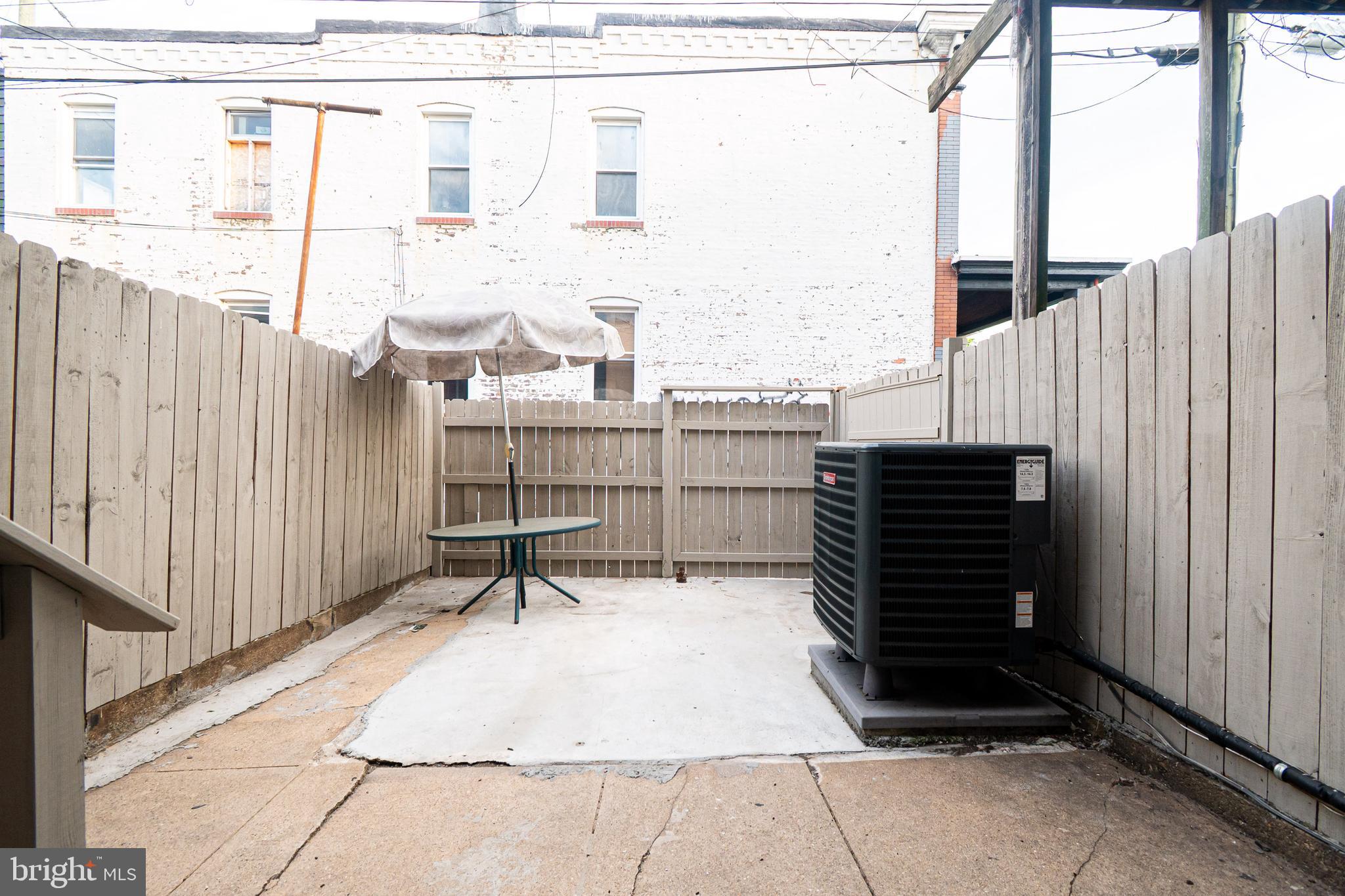 EAST BALTIMORE MIDWAY - Residential