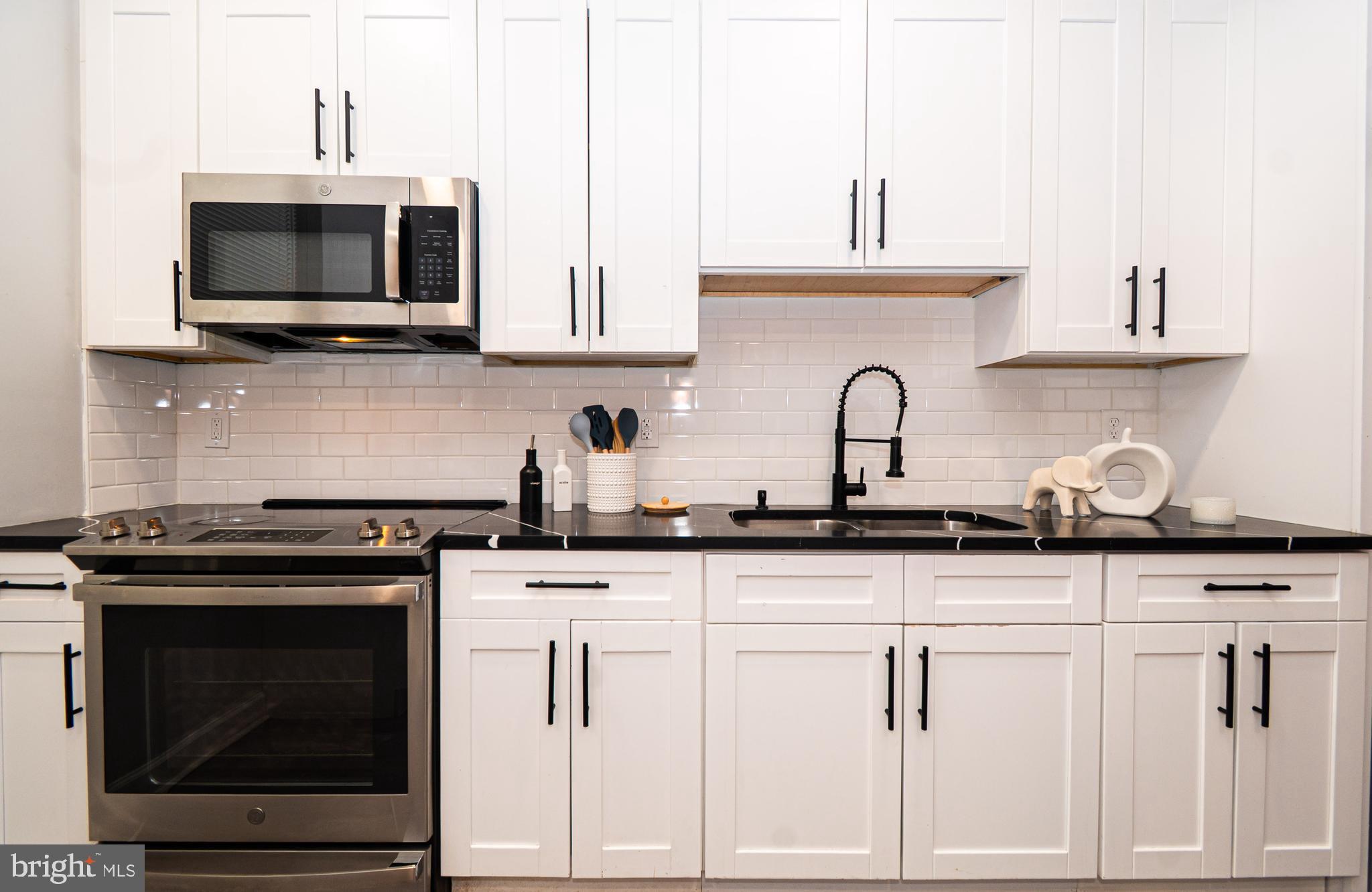 EAST BALTIMORE MIDWAY - Residential