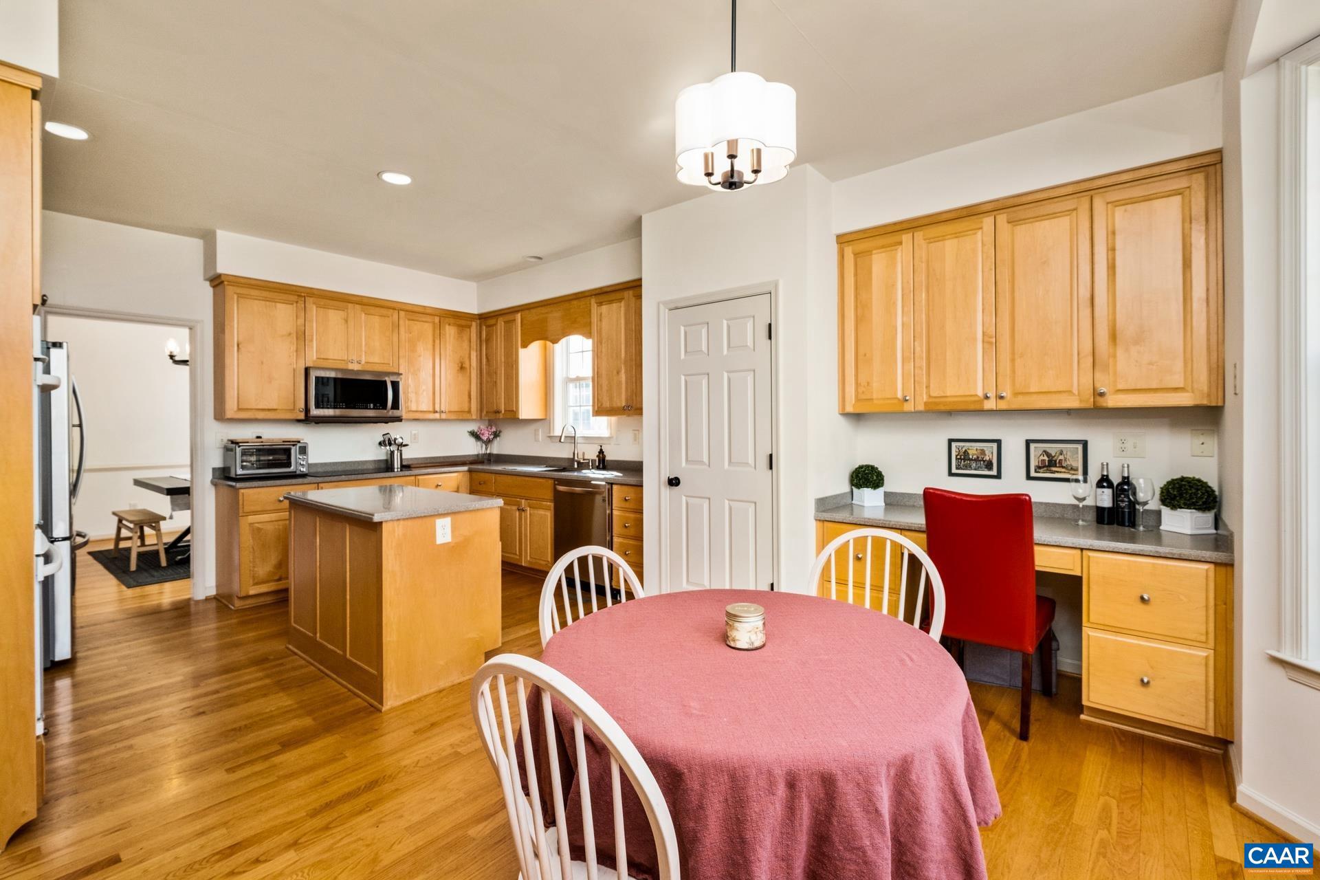 FOREST LAKES - Residential