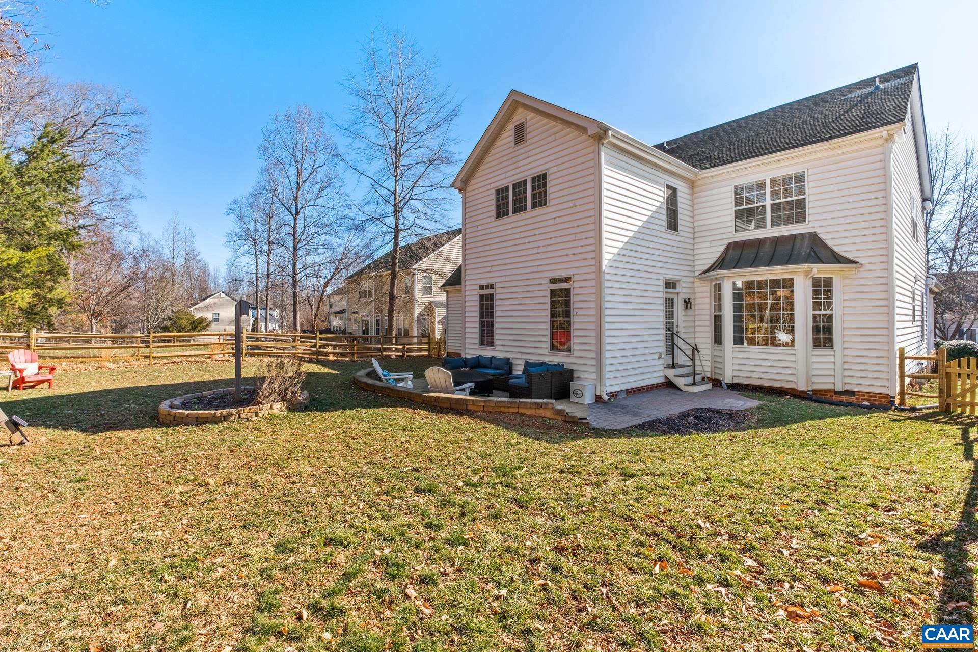 FOREST LAKES - Residential