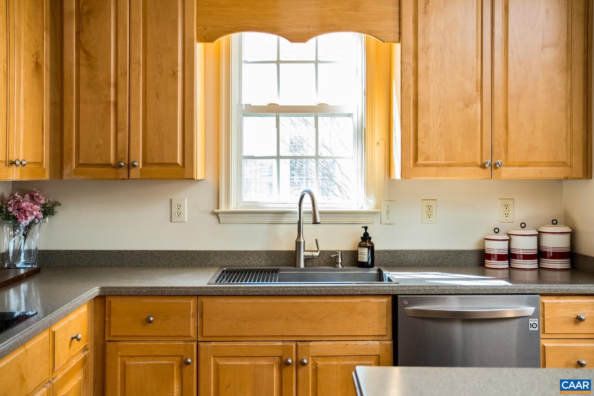 FOREST LAKES - Residential