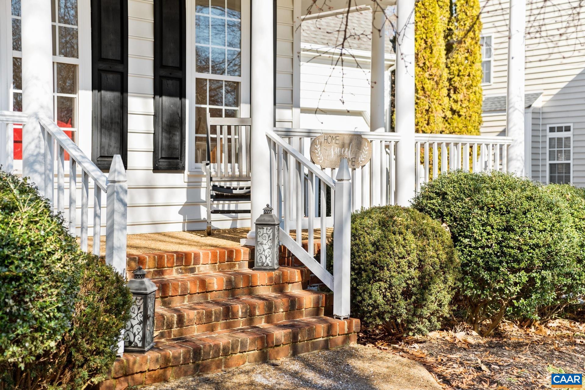 FOREST LAKES - Residential