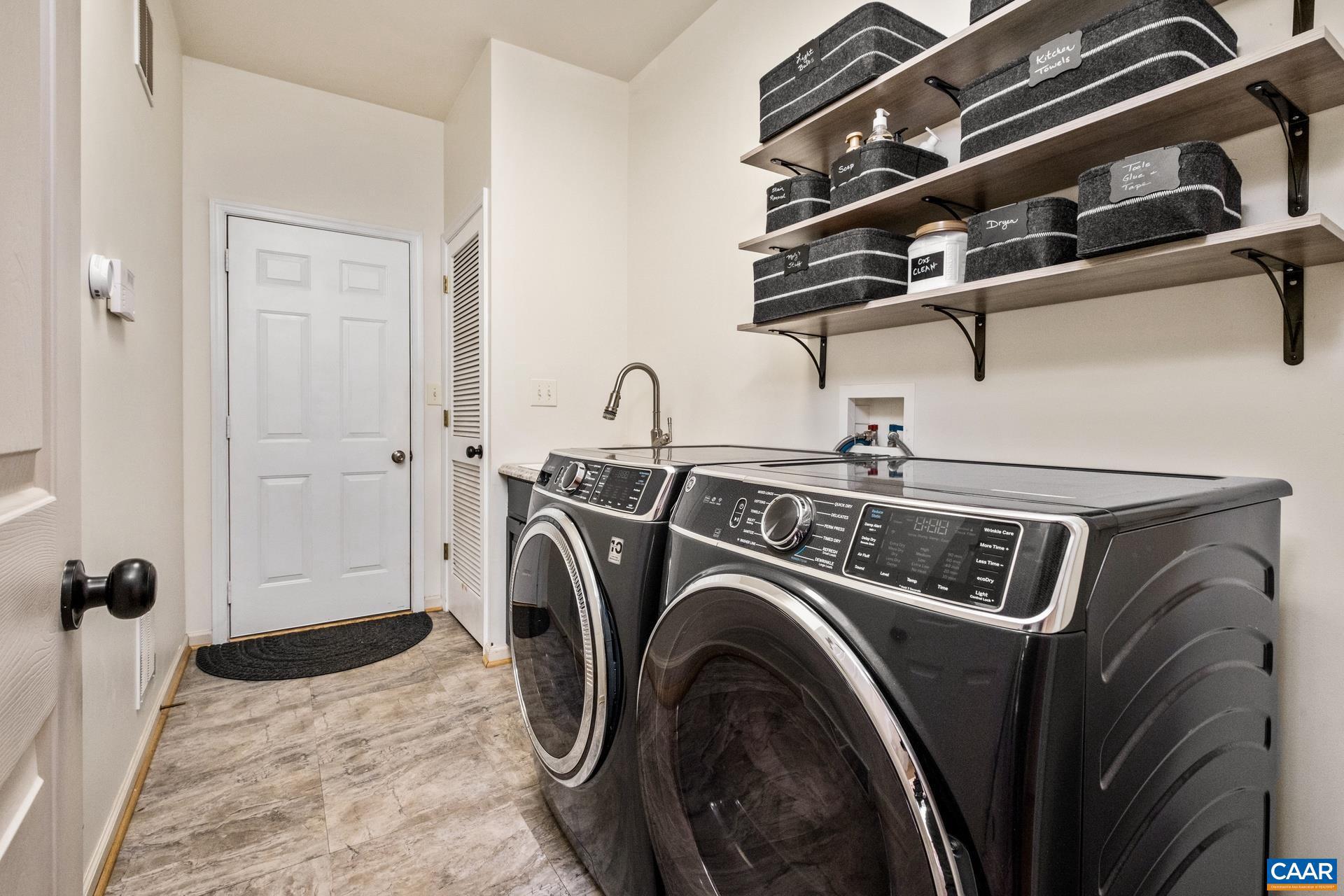 FOREST LAKES - Residential