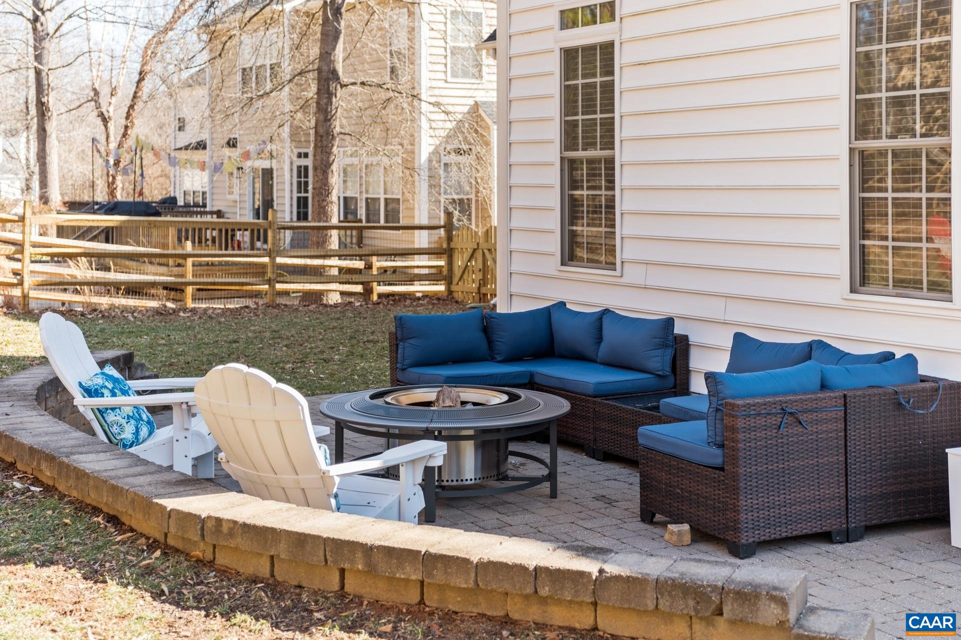 FOREST LAKES - Residential