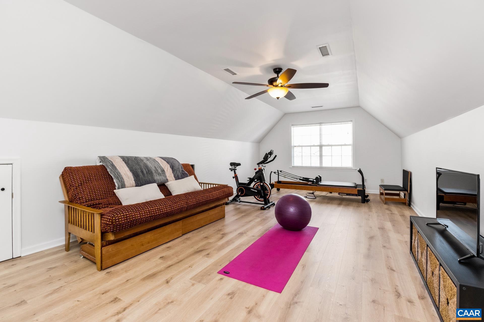 FOREST LAKES - Residential