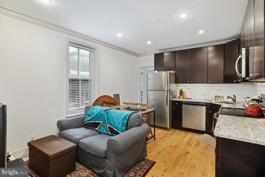 WASHINGTON SQ WEST - Residential Lease