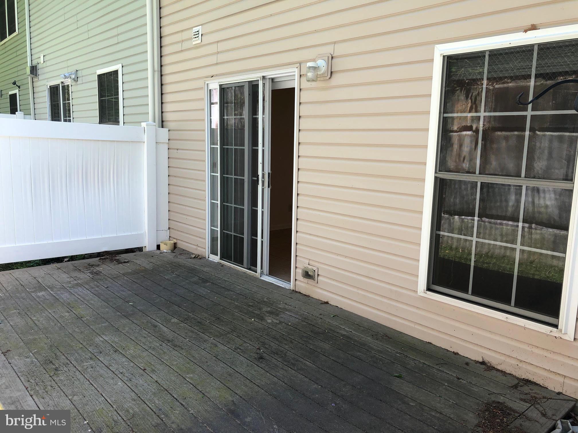 PENN VILLAGE - Residential Lease