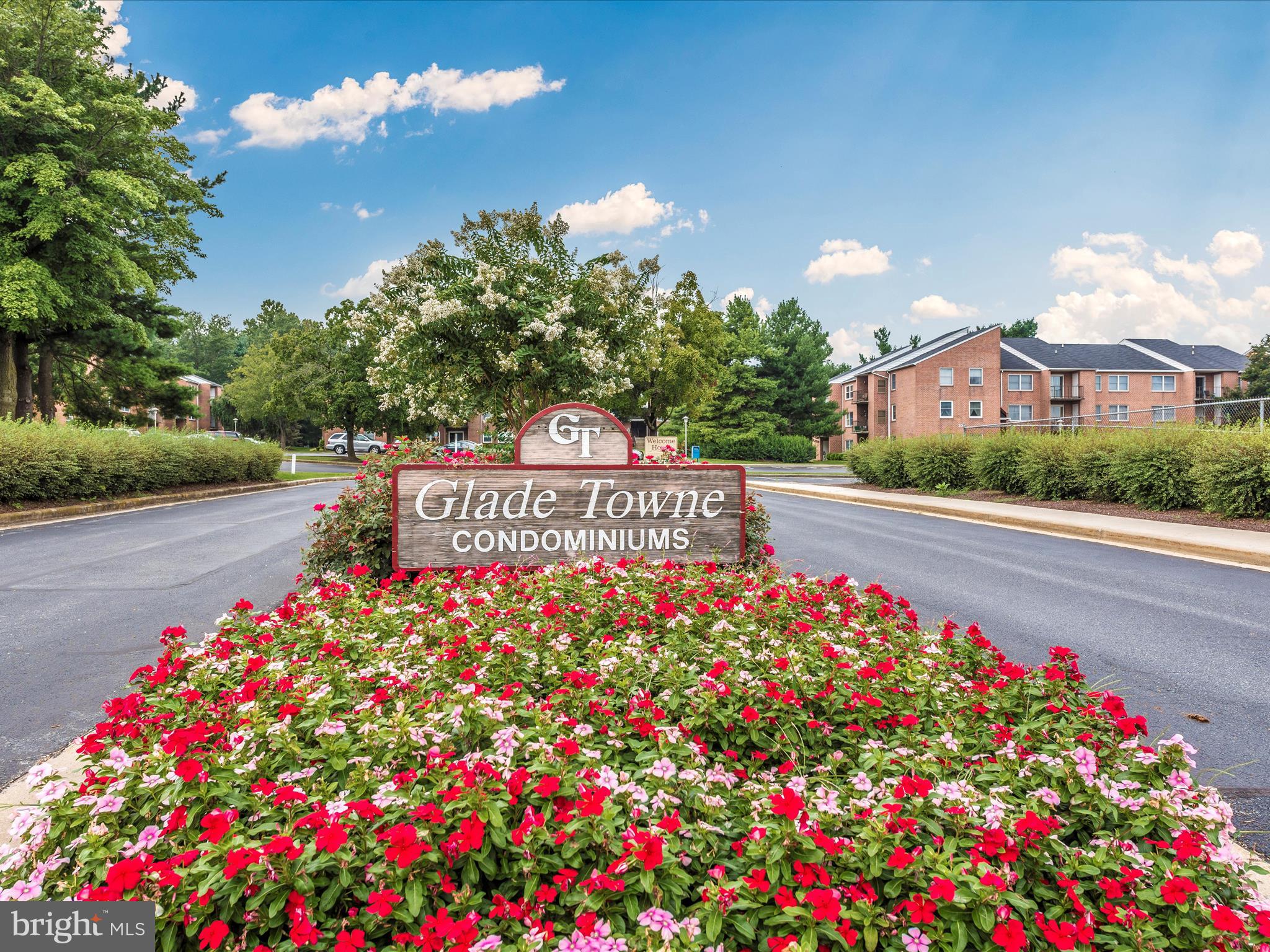 GLADE TOWN - Residential