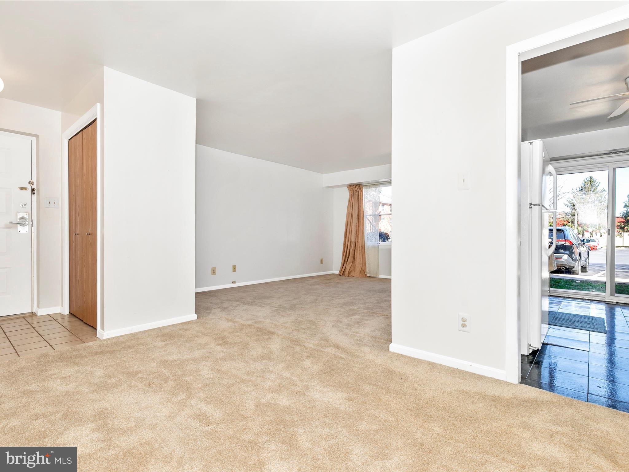 GLADE TOWN - Residential