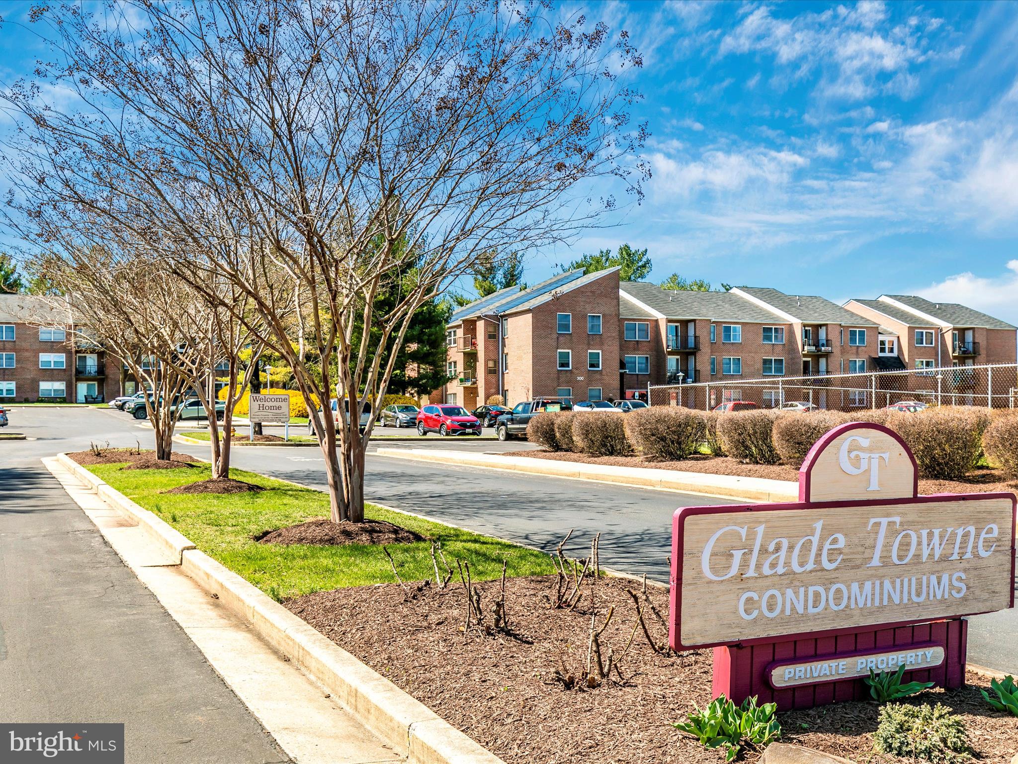 GLADE TOWN - Residential