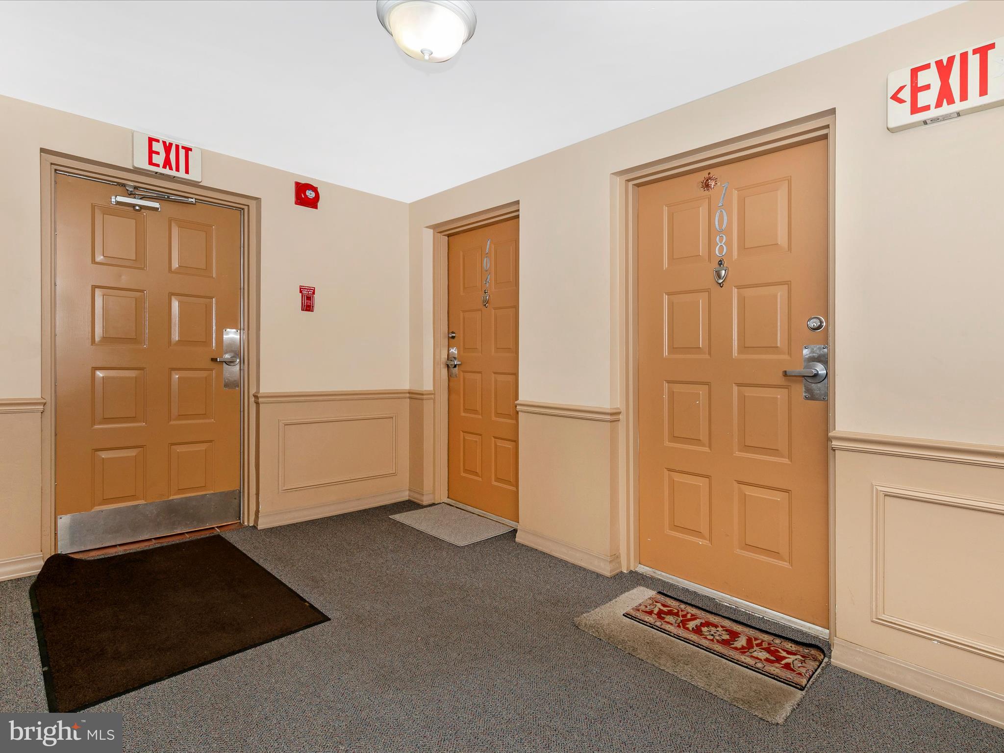 GLADE TOWN - Residential