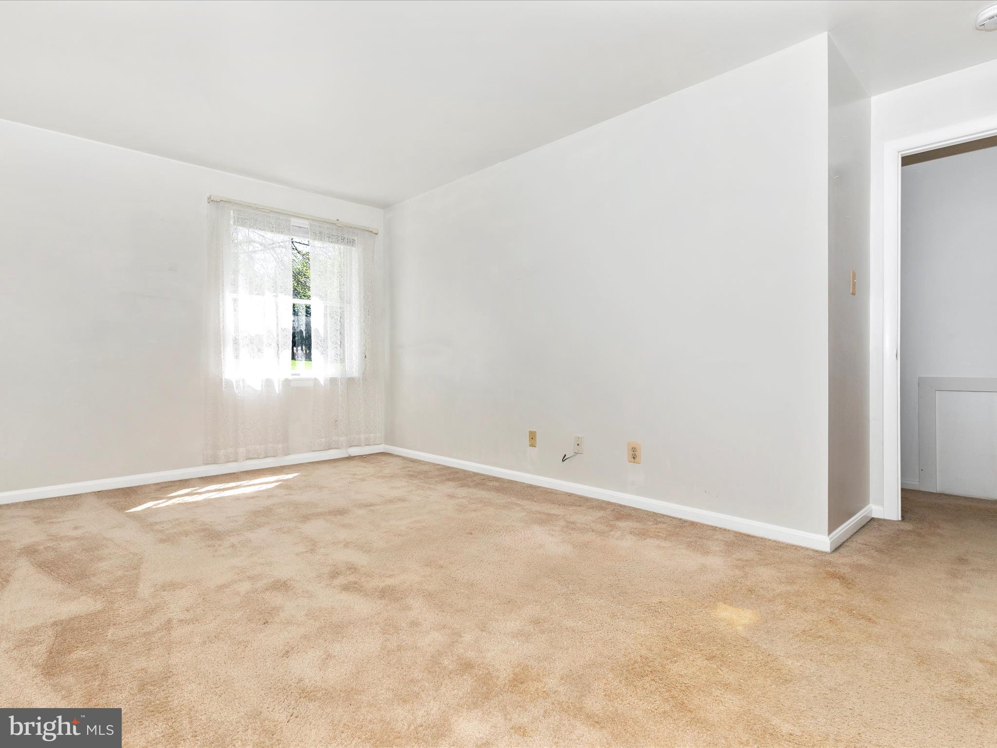 GLADE TOWN - Residential