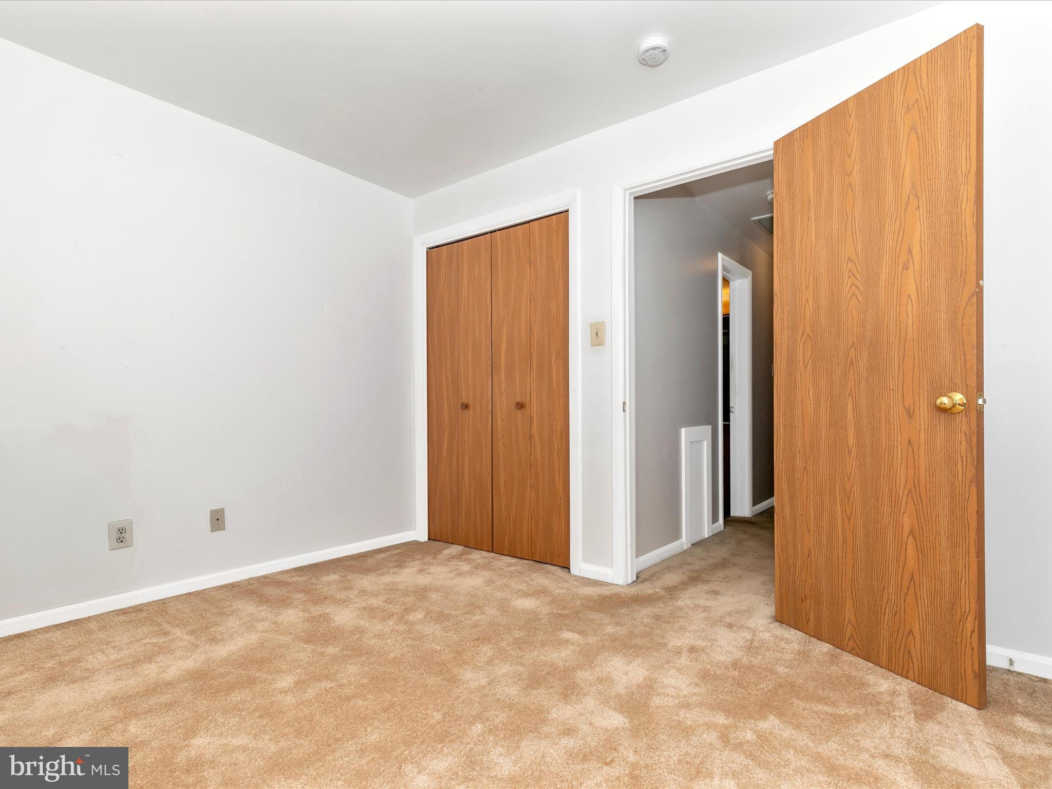 GLADE TOWN - Residential