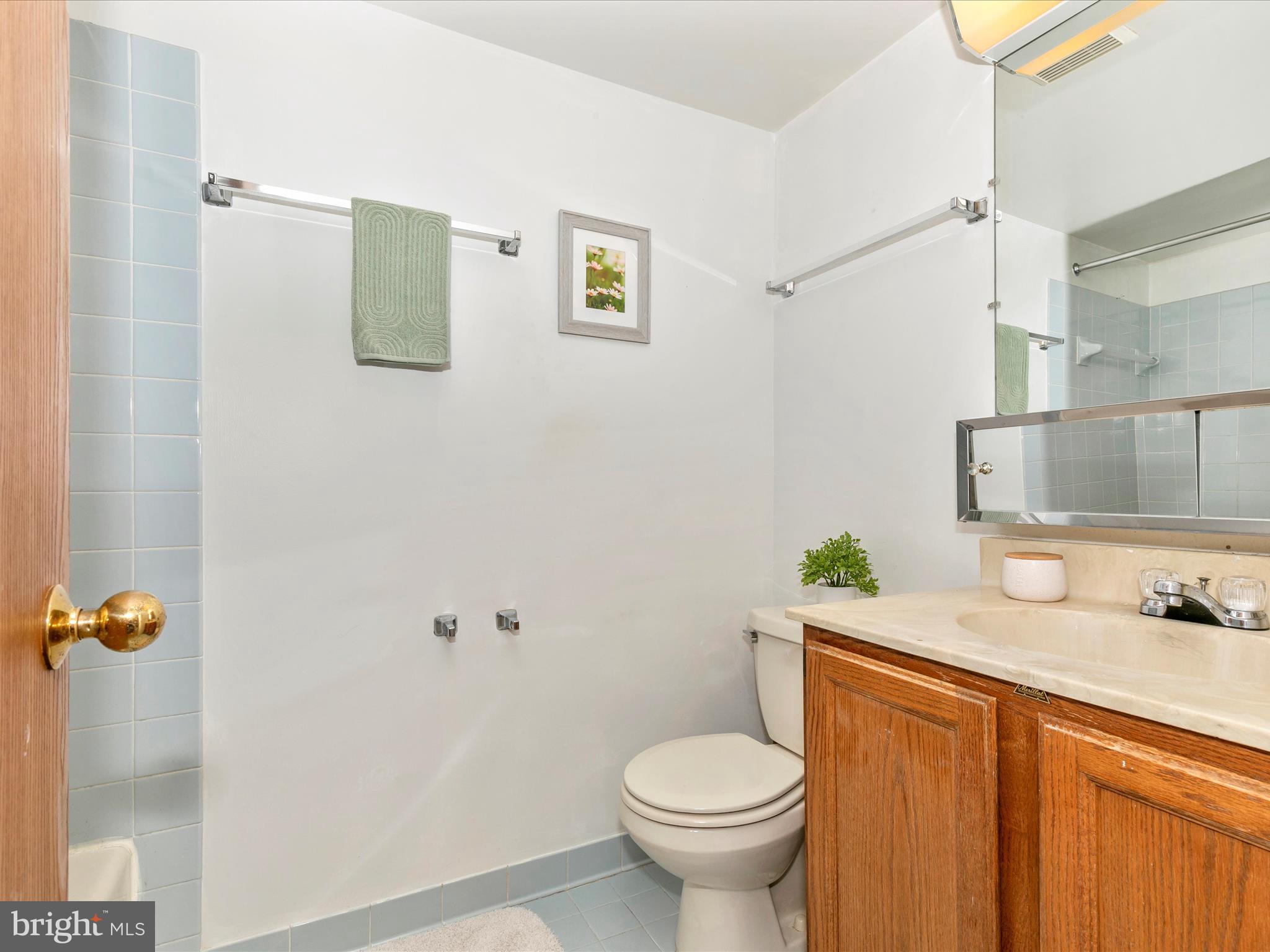 GLADE TOWN - Residential