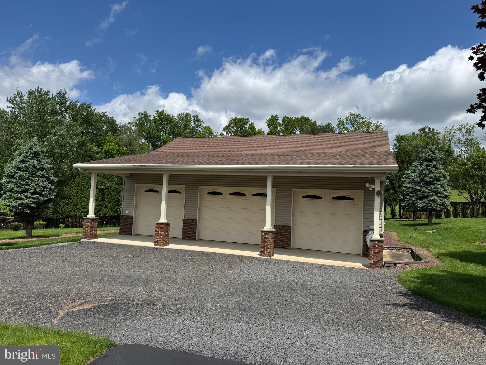 1472 BEARCAT COVE