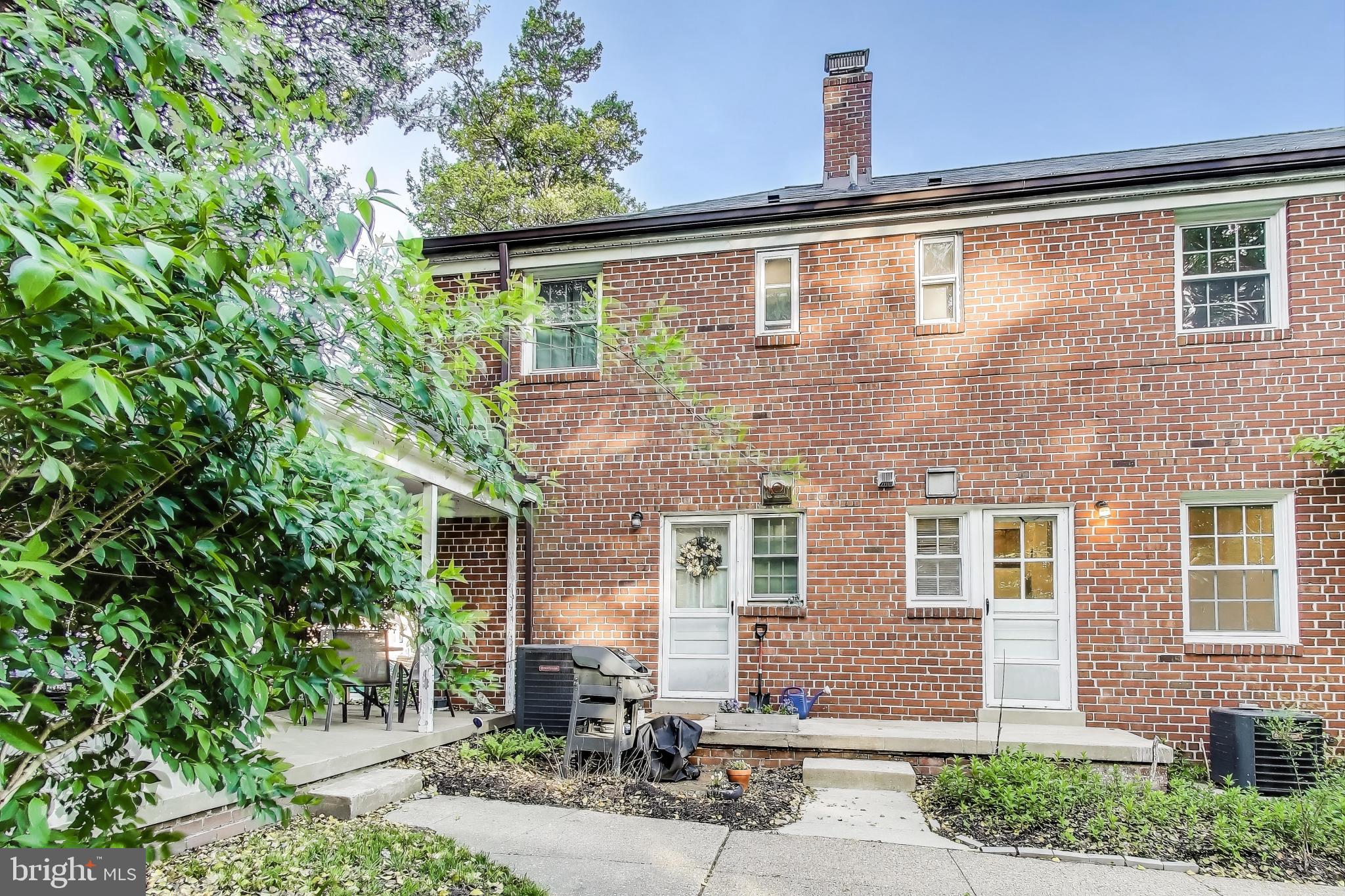 CHEVY CHASE CREST - Residential Lease