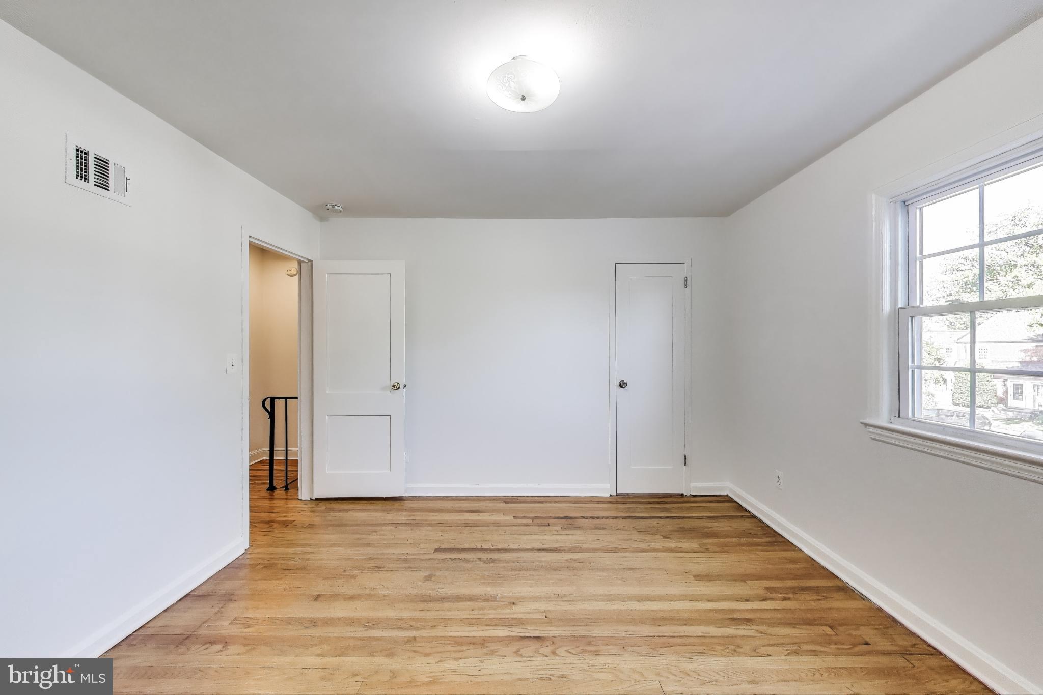 CHEVY CHASE CREST - Residential Lease