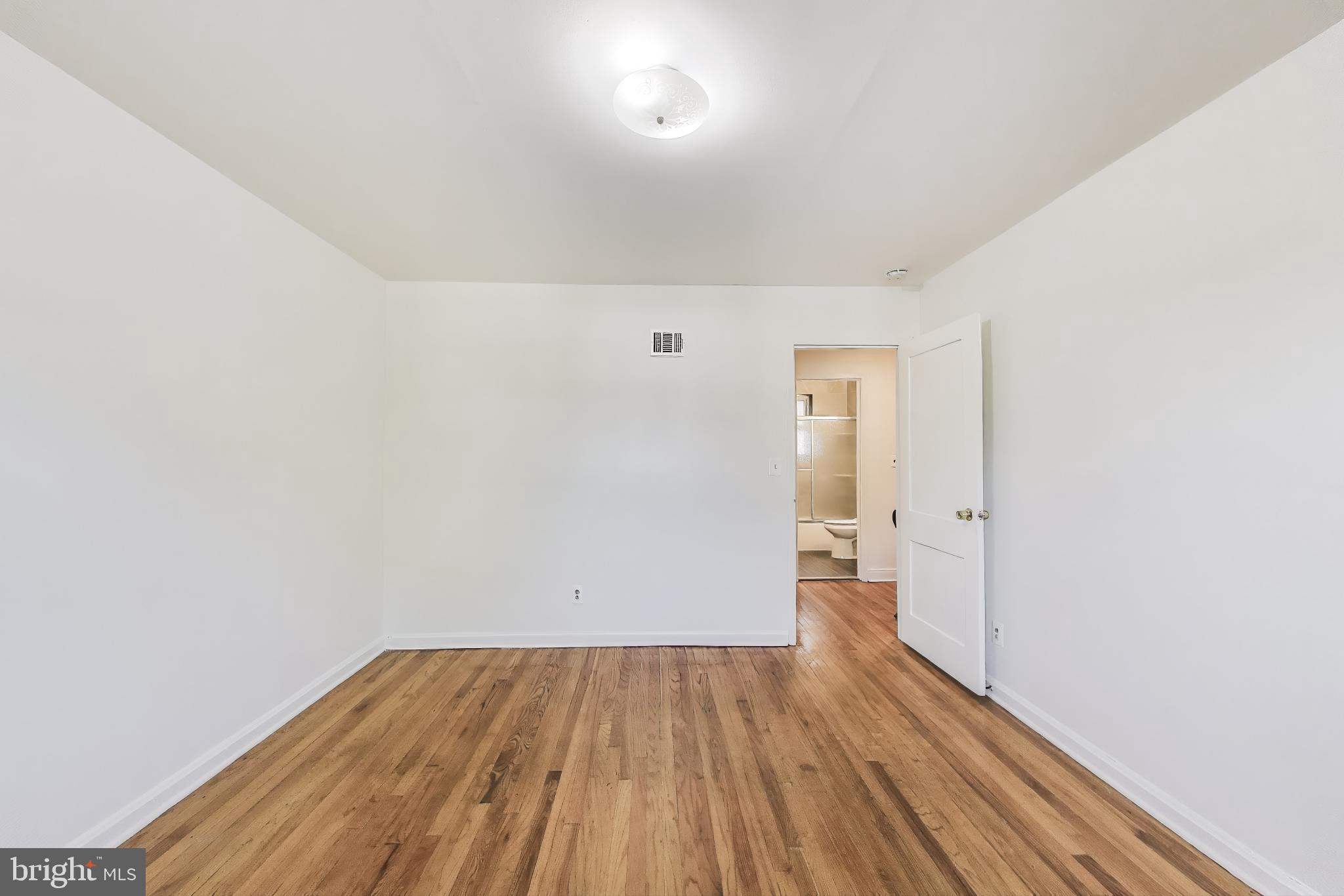 CHEVY CHASE CREST - Residential Lease