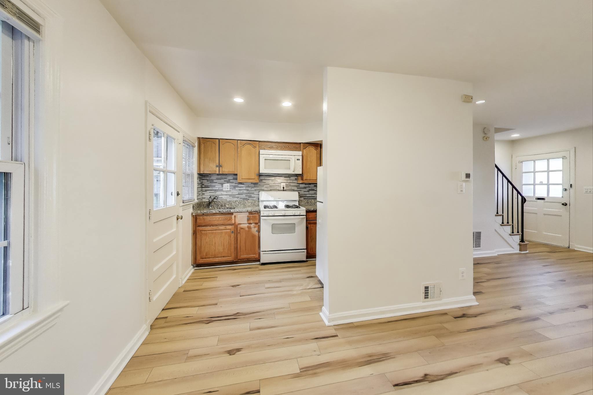 CHEVY CHASE CREST - Residential Lease