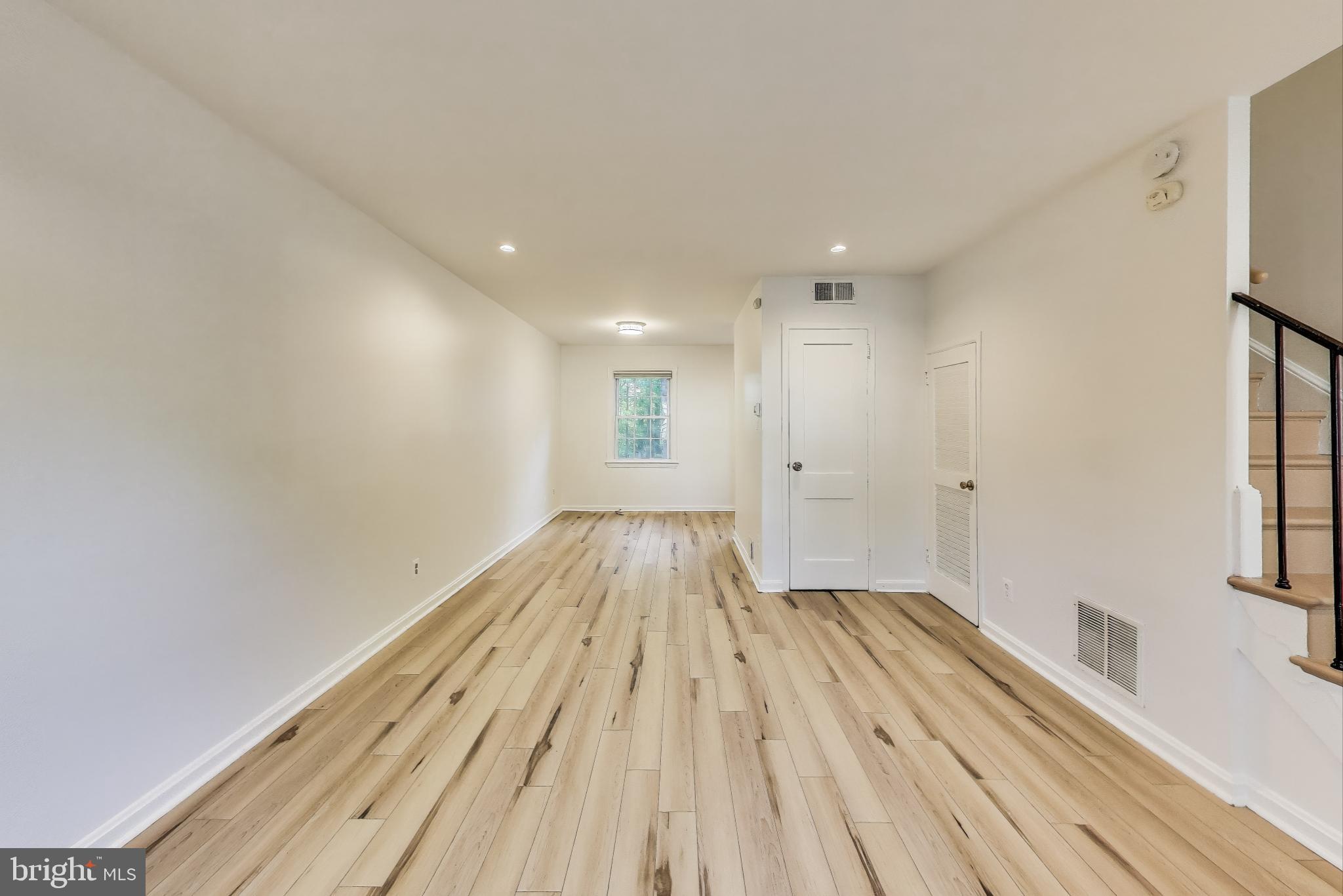 CHEVY CHASE CREST - Residential Lease