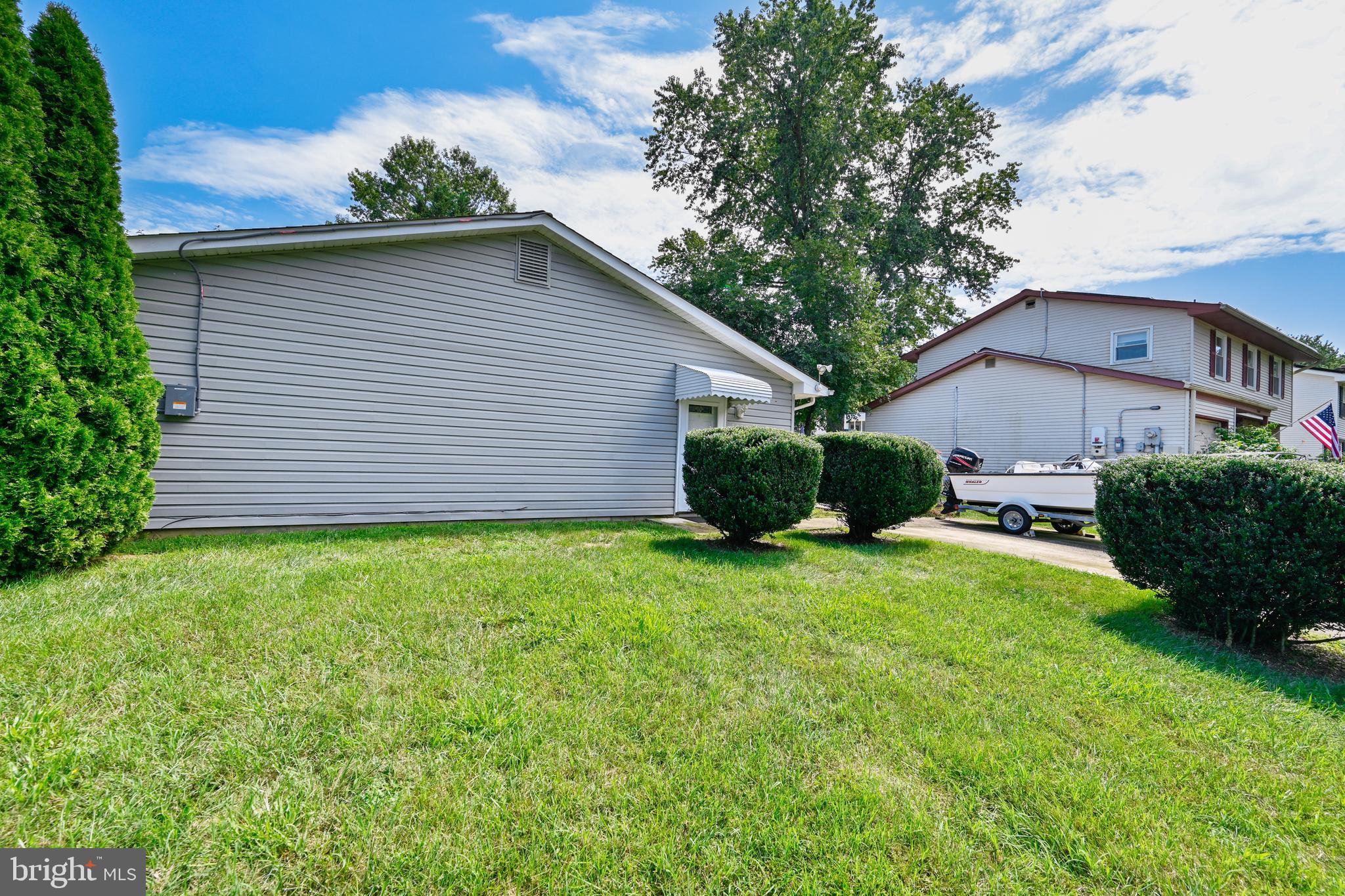 FOUR SEASONS ESTATES - Residential