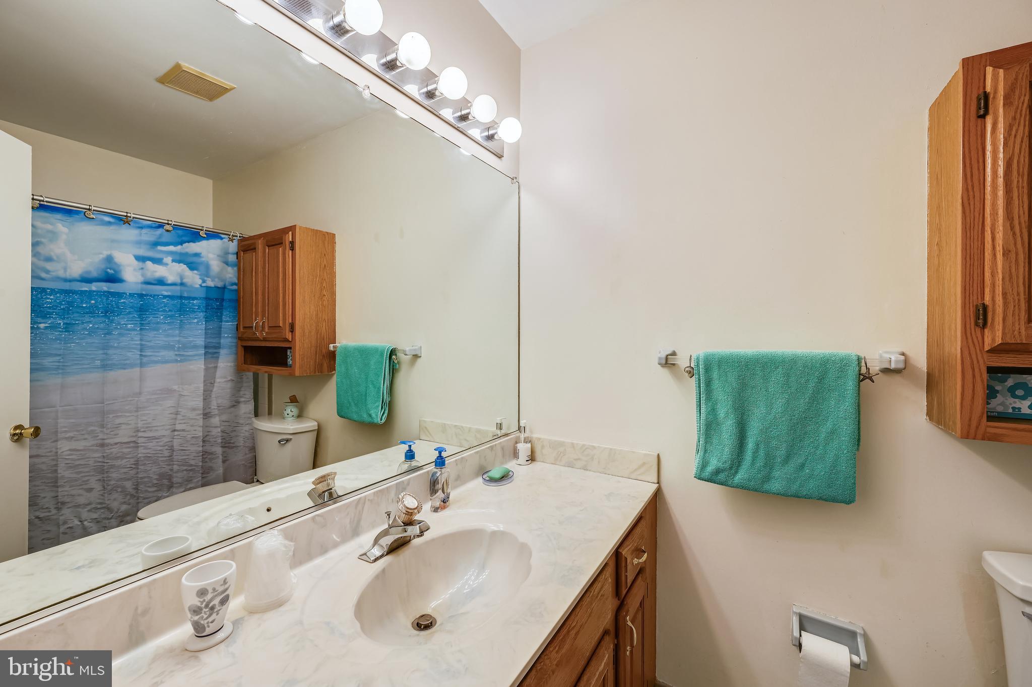 FOUR SEASONS ESTATES - Residential