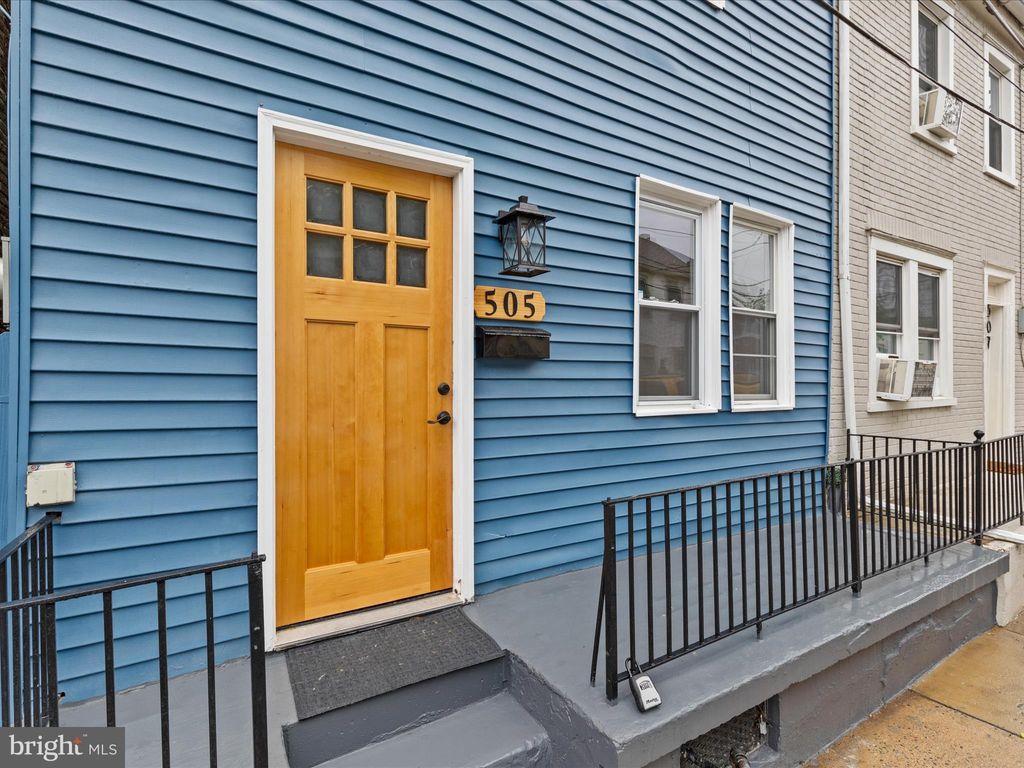 Photo of 505 Beaver Street, LANCASTER, PA 17603 (MLS # PALA2069982)