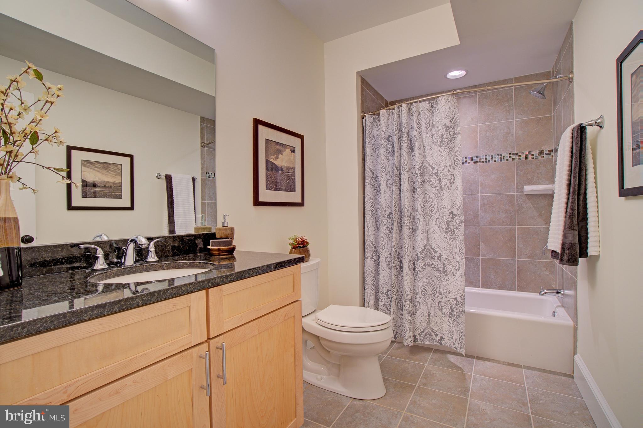 LEE HEIGHTS - Residential