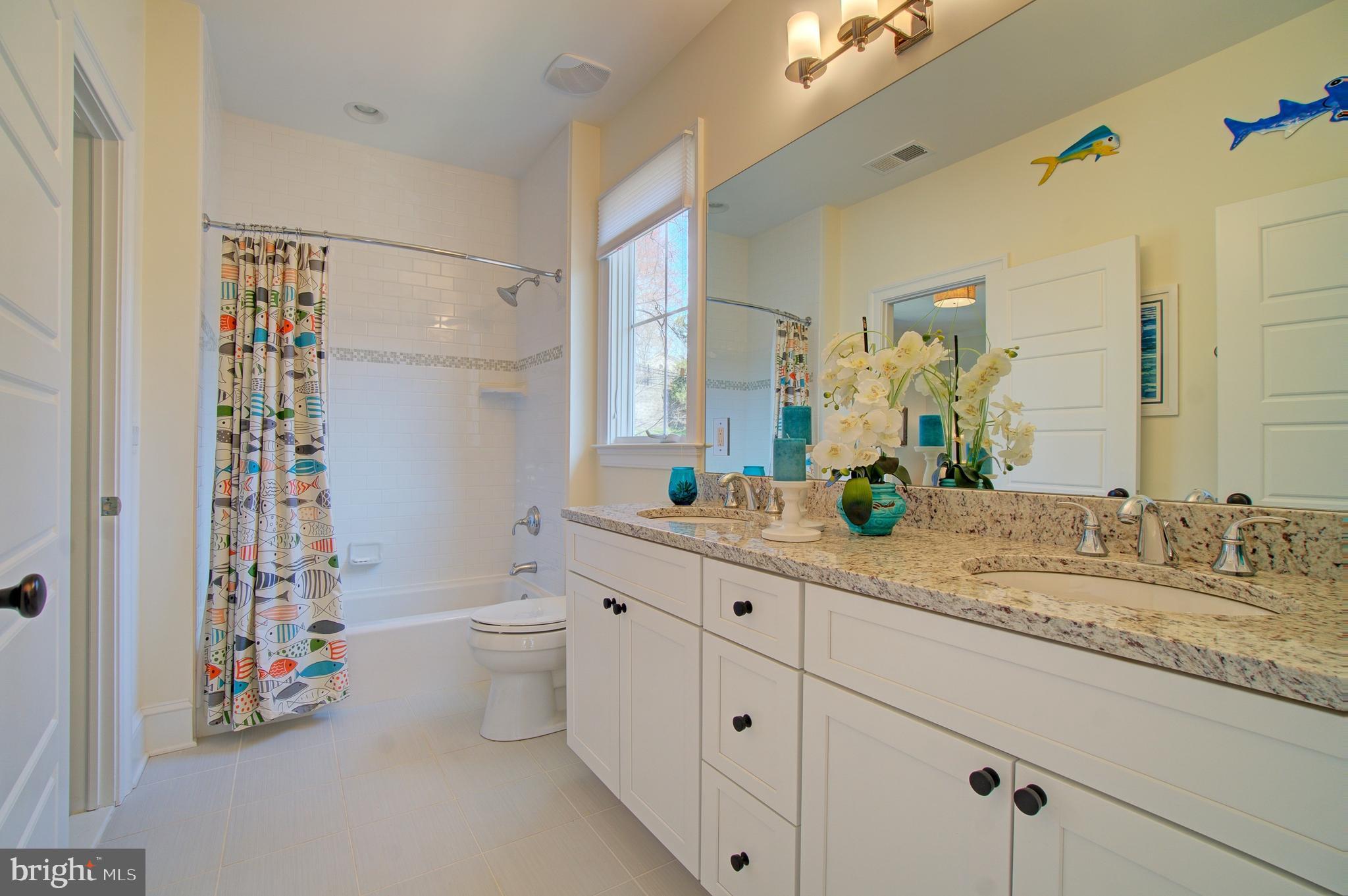 LEE HEIGHTS - Residential