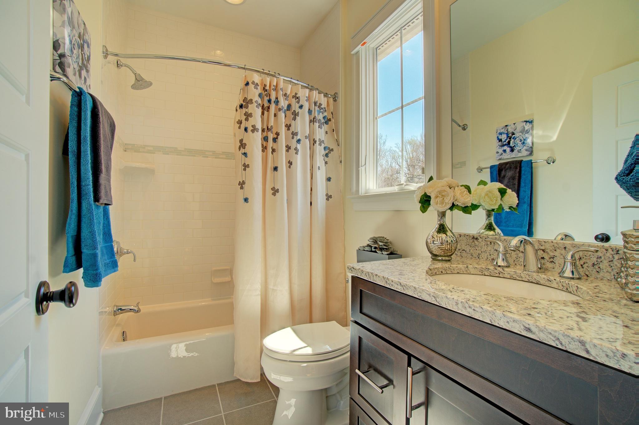 LEE HEIGHTS - Residential