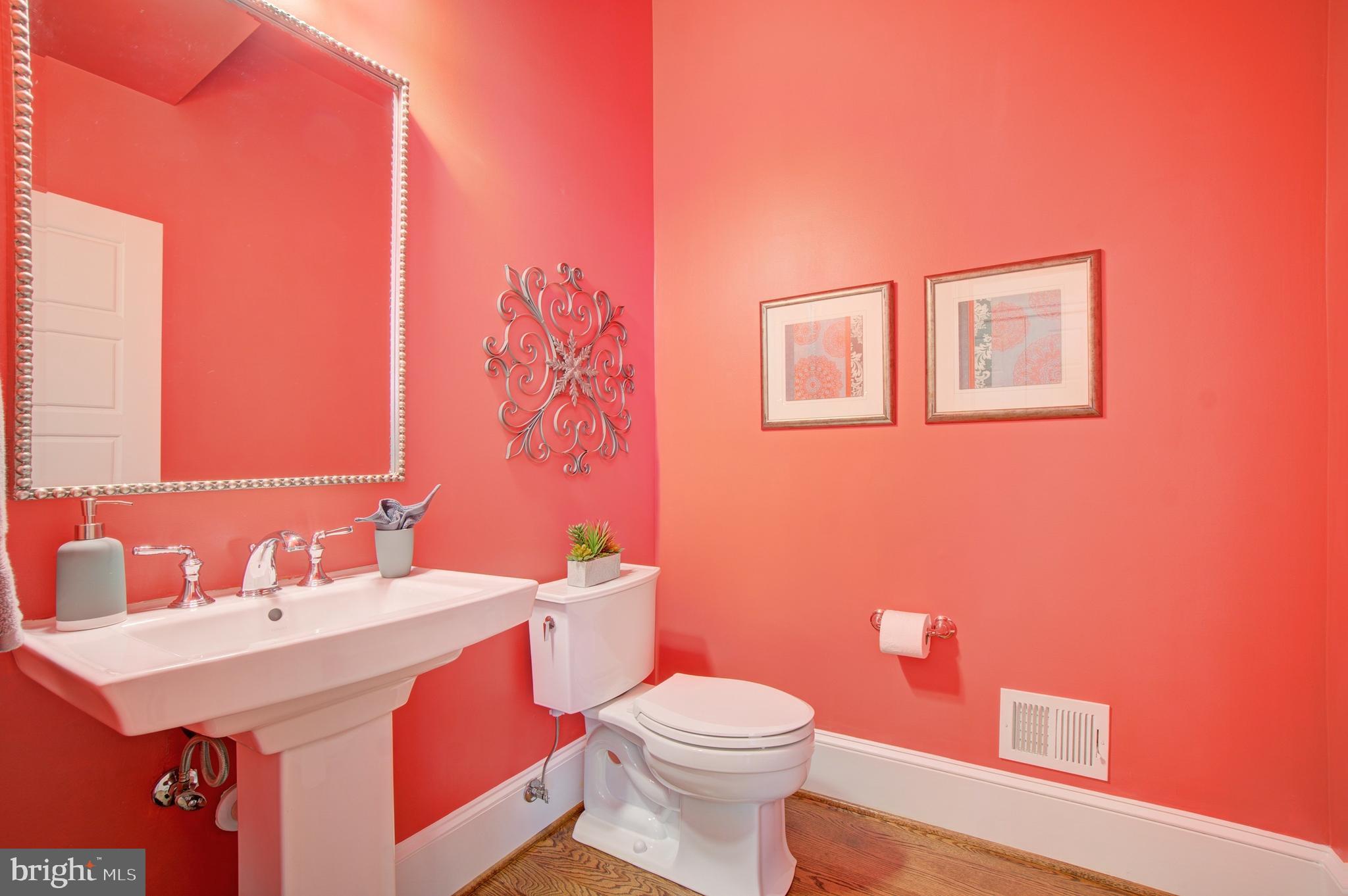 LEE HEIGHTS - Residential