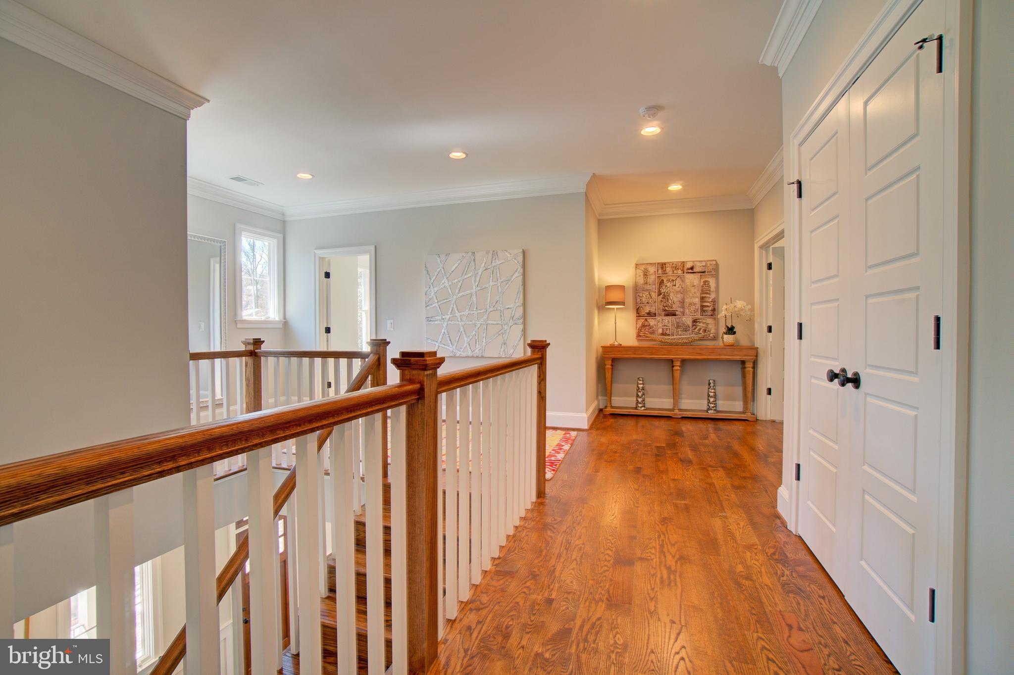 LEE HEIGHTS - Residential