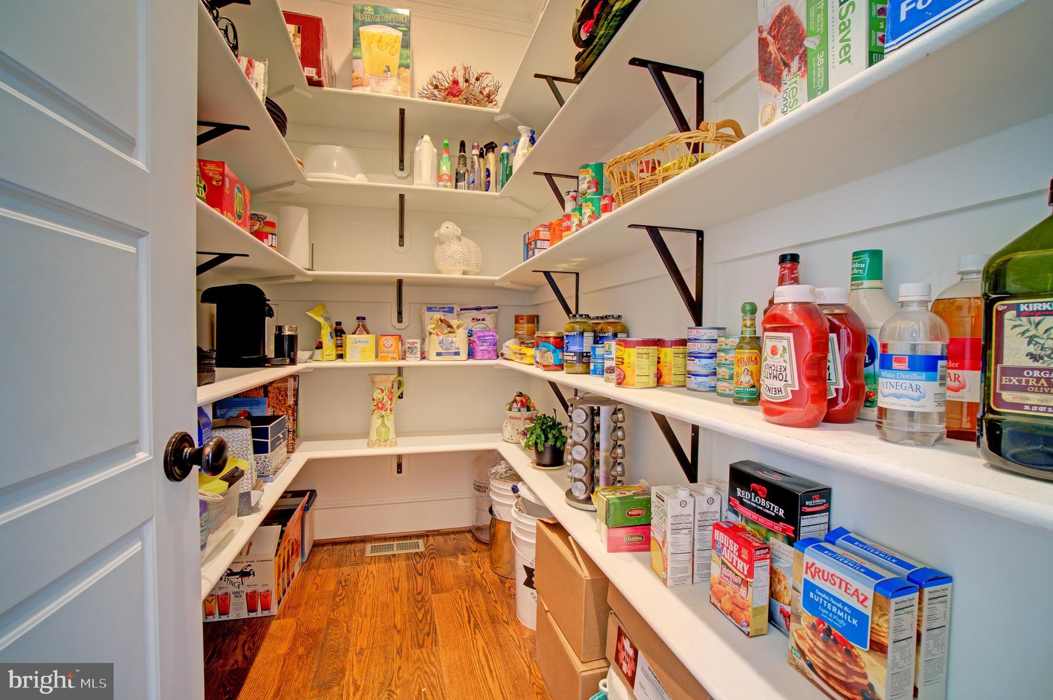 LEE HEIGHTS - Residential