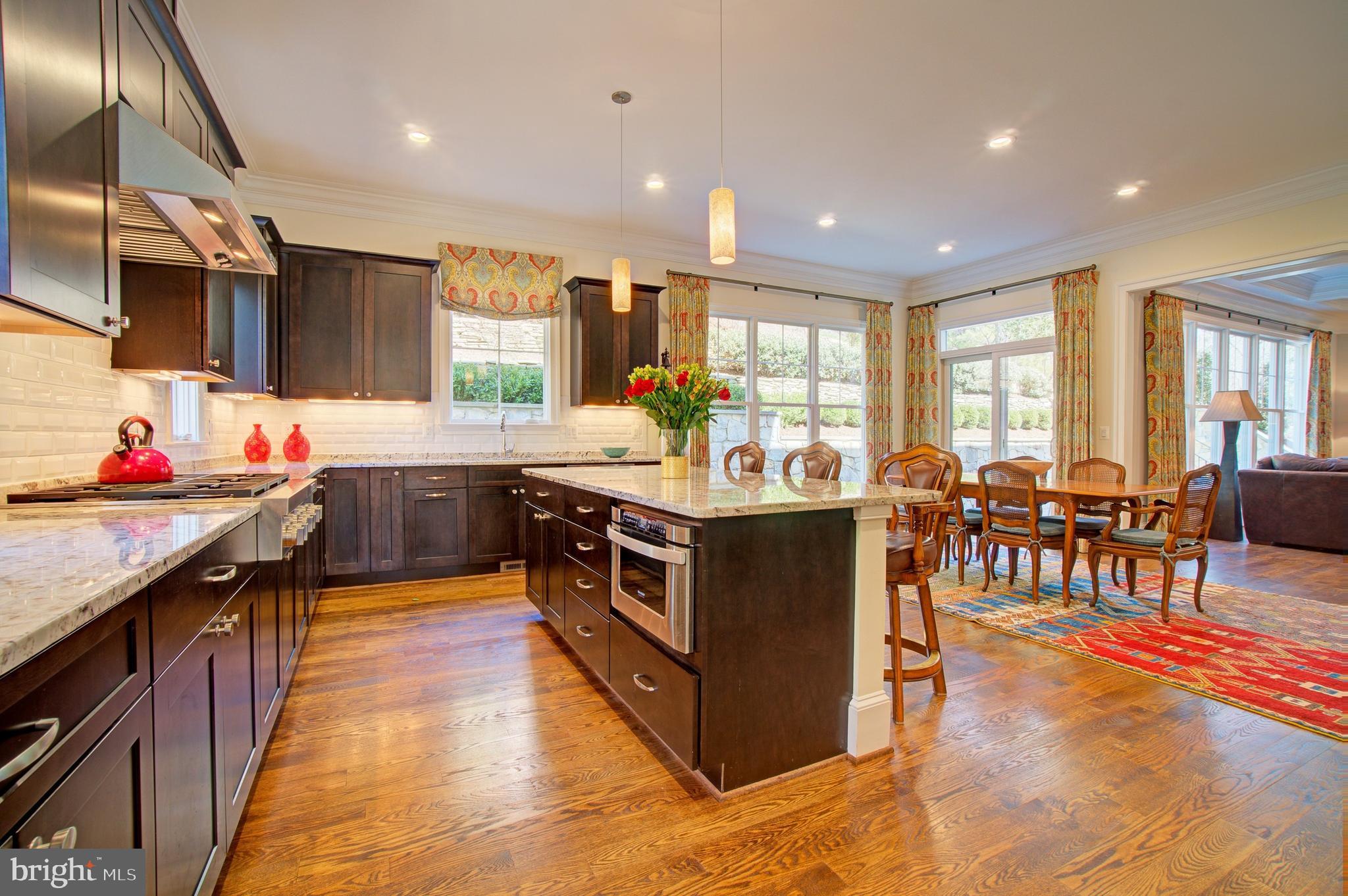 LEE HEIGHTS - Residential