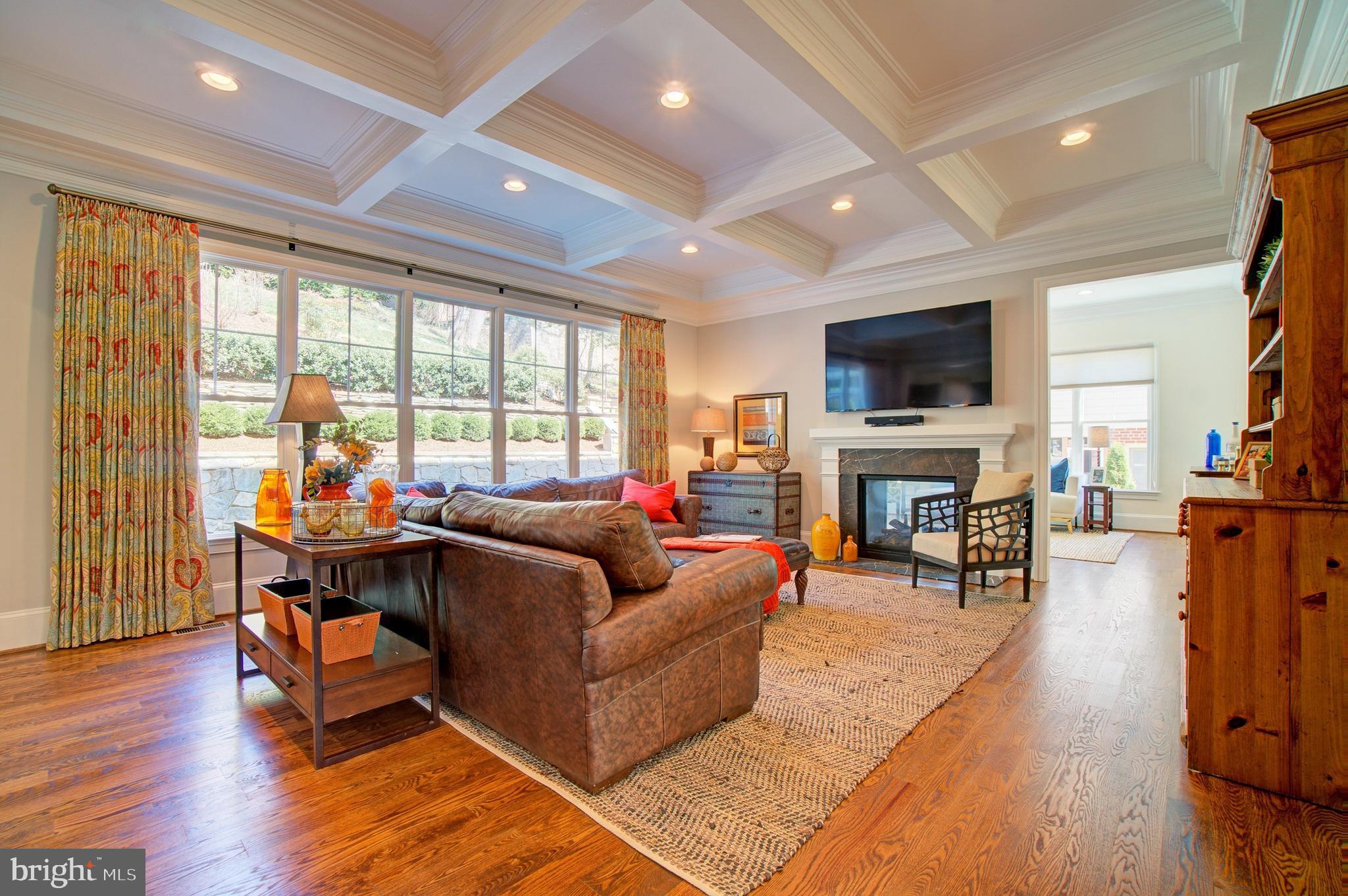 LEE HEIGHTS - Residential