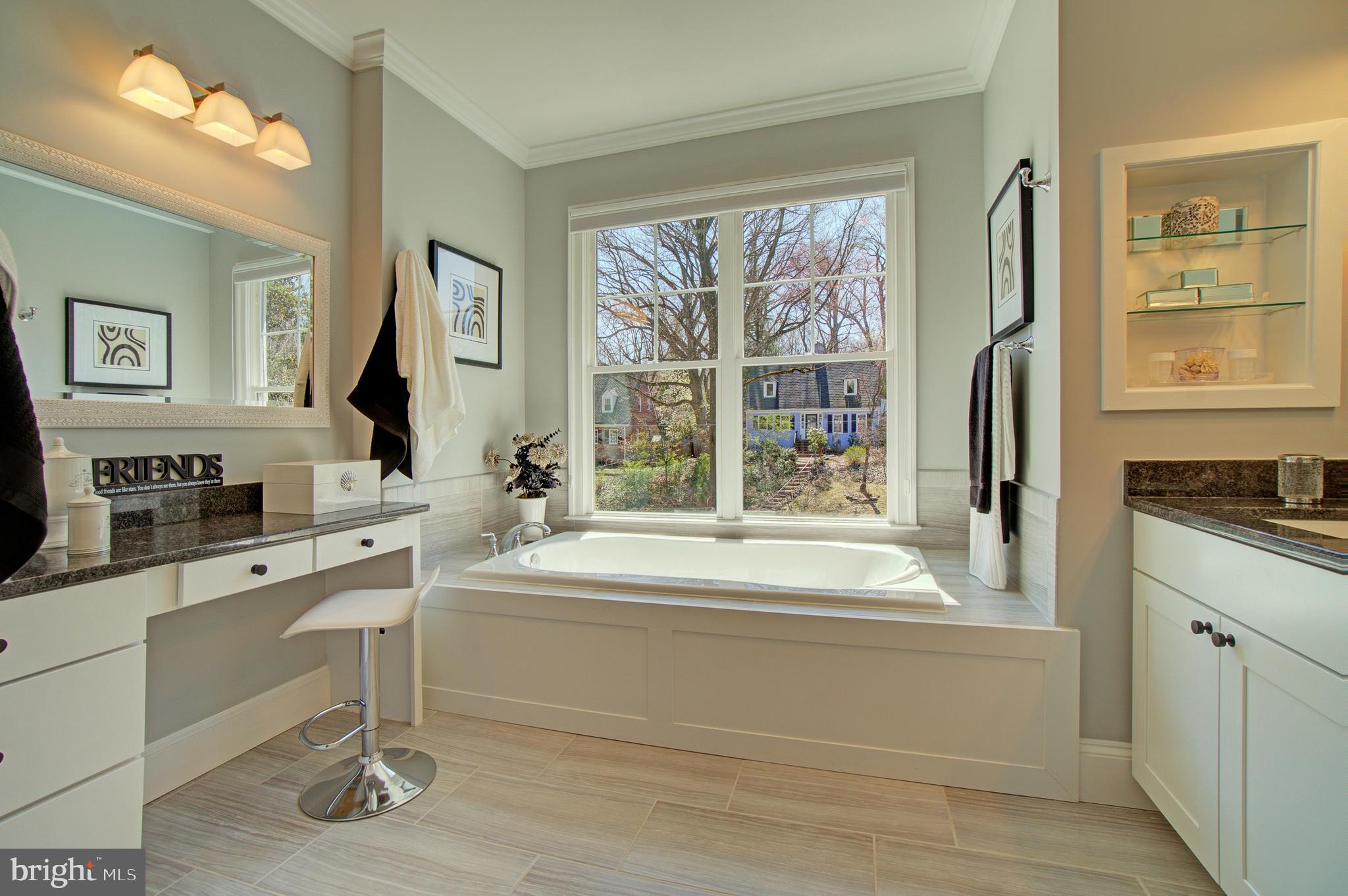 LEE HEIGHTS - Residential