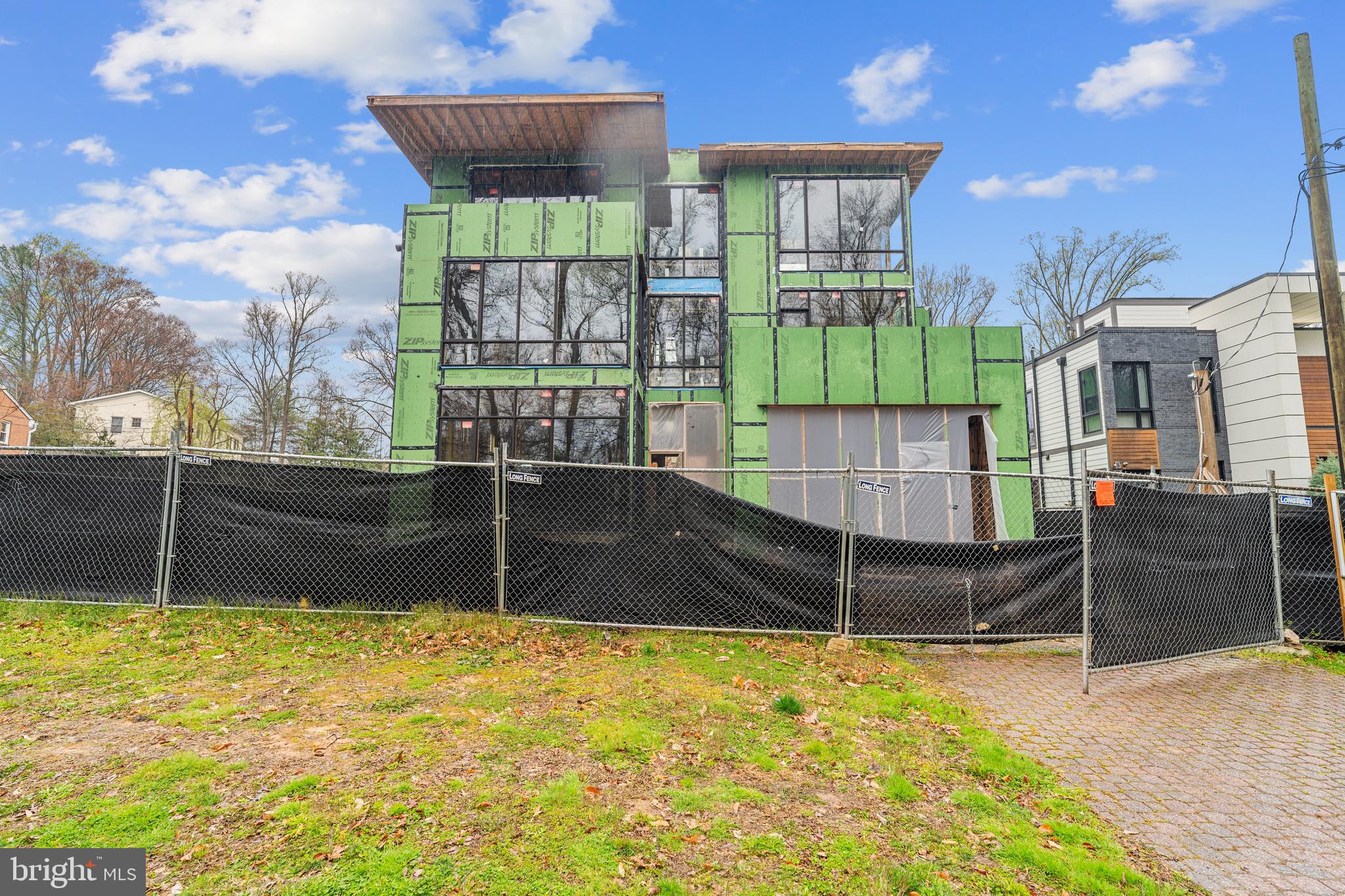 CHEVY CHASE - Residential