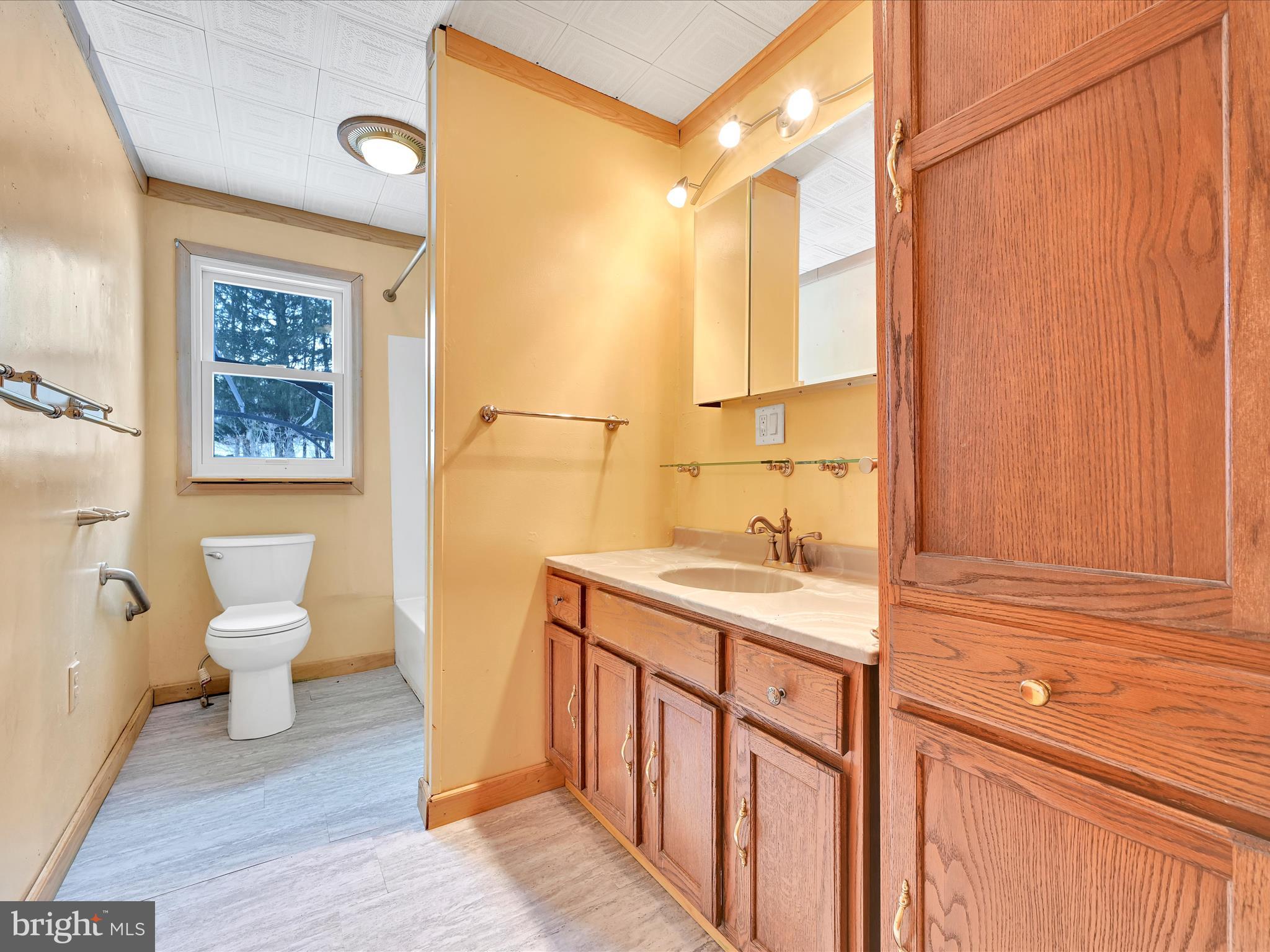 OAK GROVE - Residential