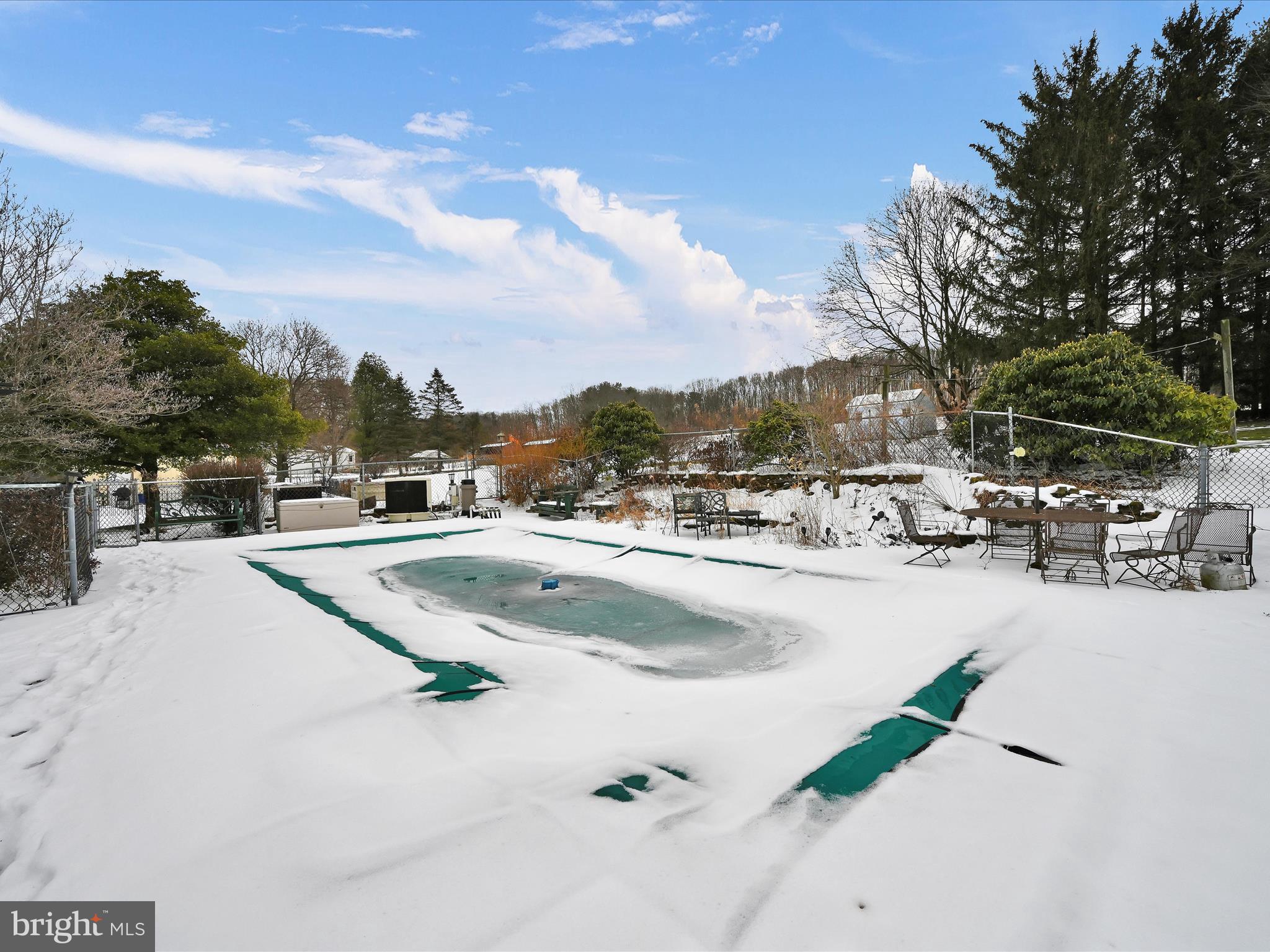 OAK GROVE - Residential