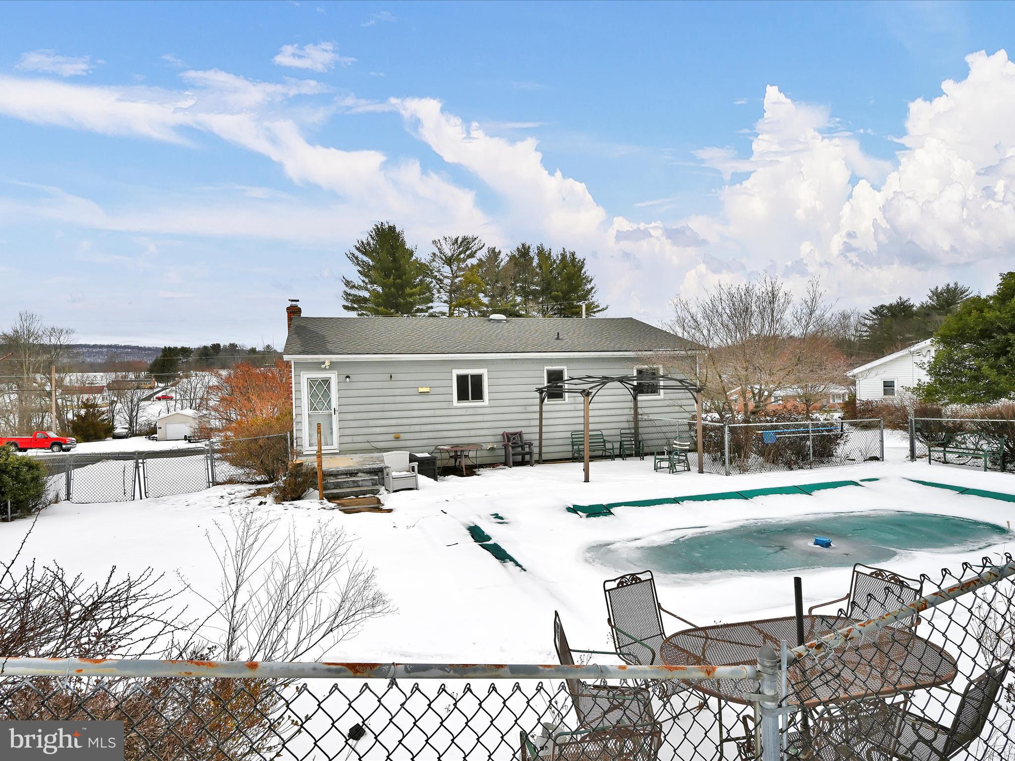 OAK GROVE - Residential