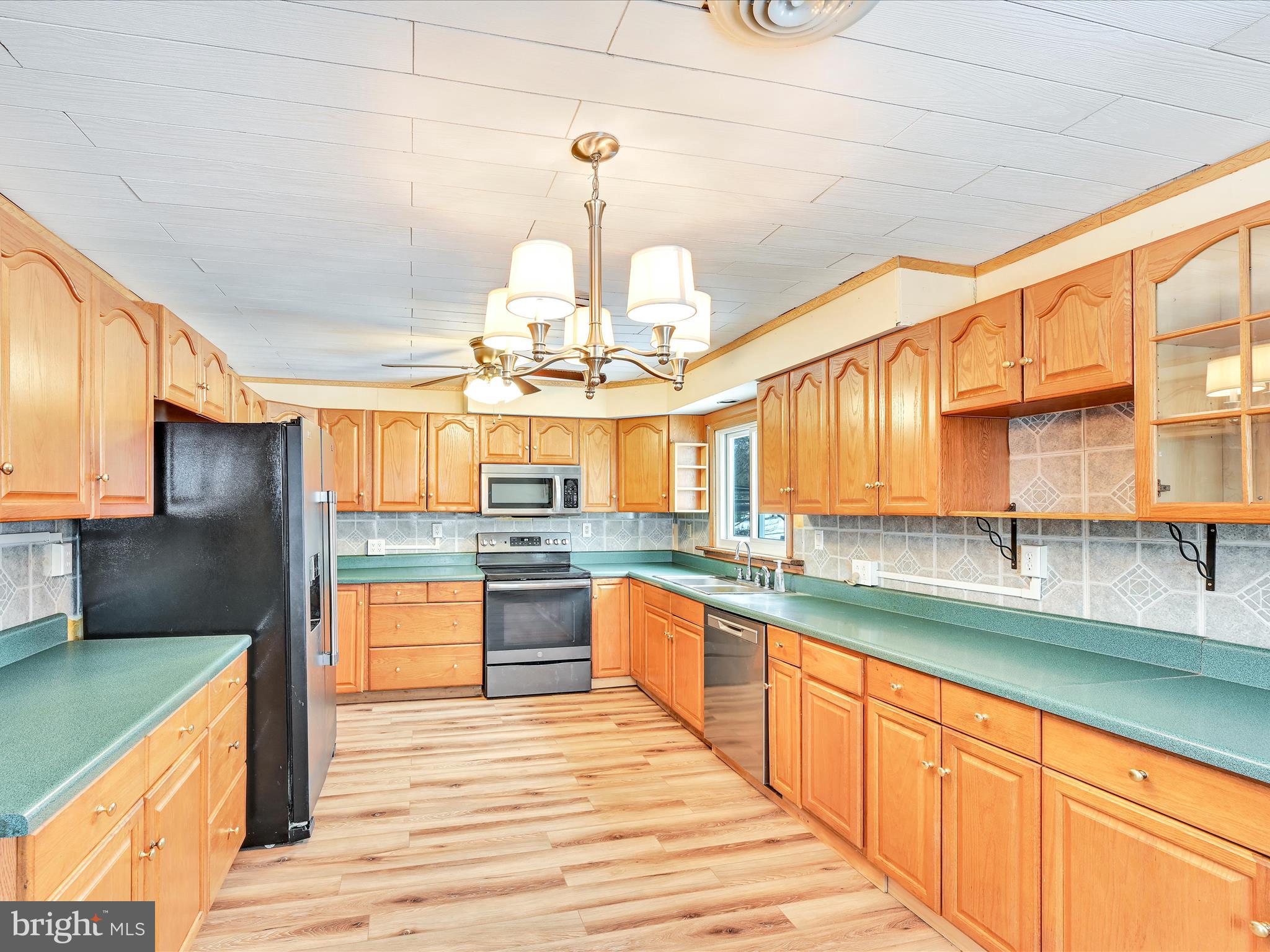 OAK GROVE - Residential