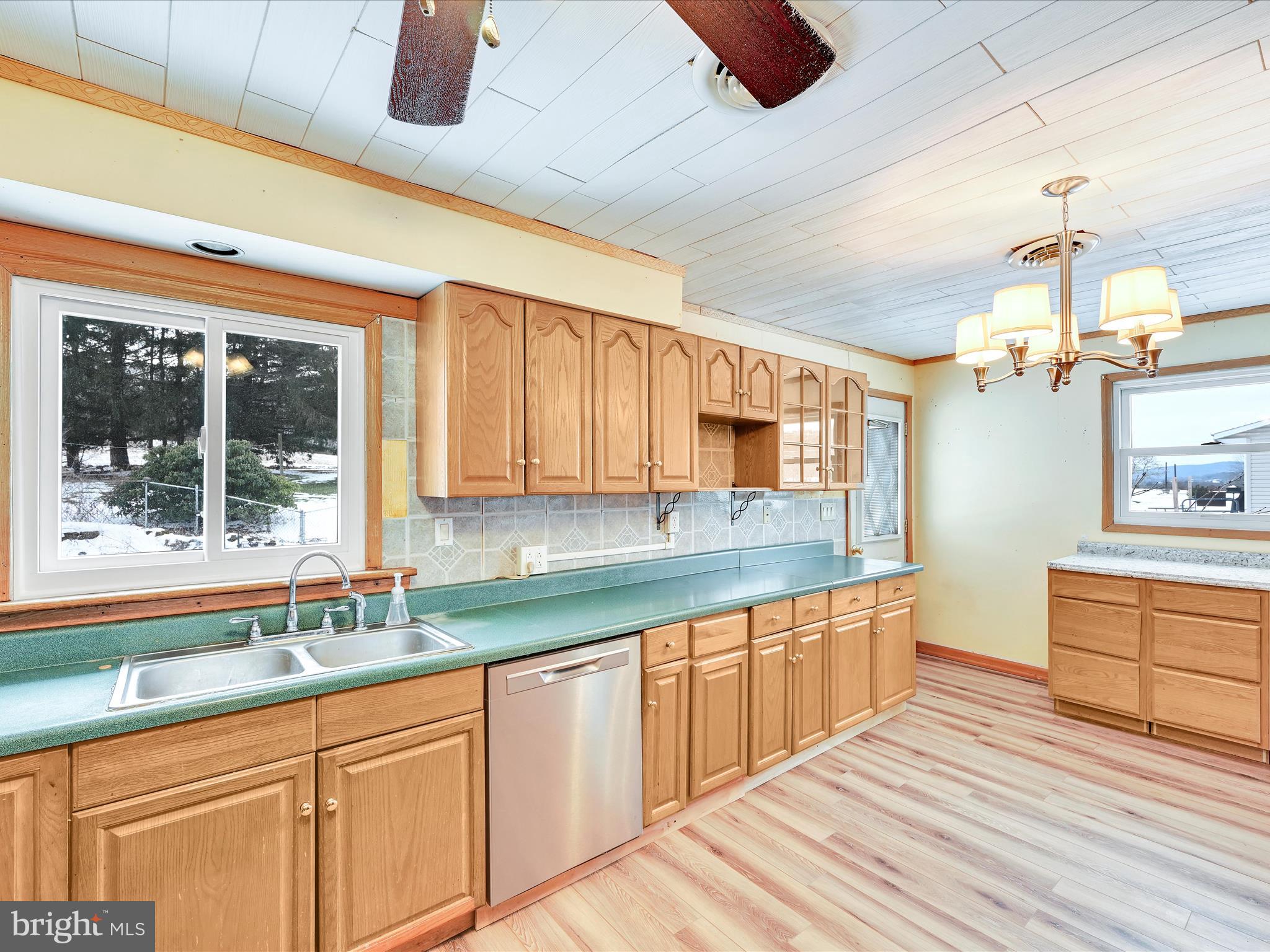 OAK GROVE - Residential