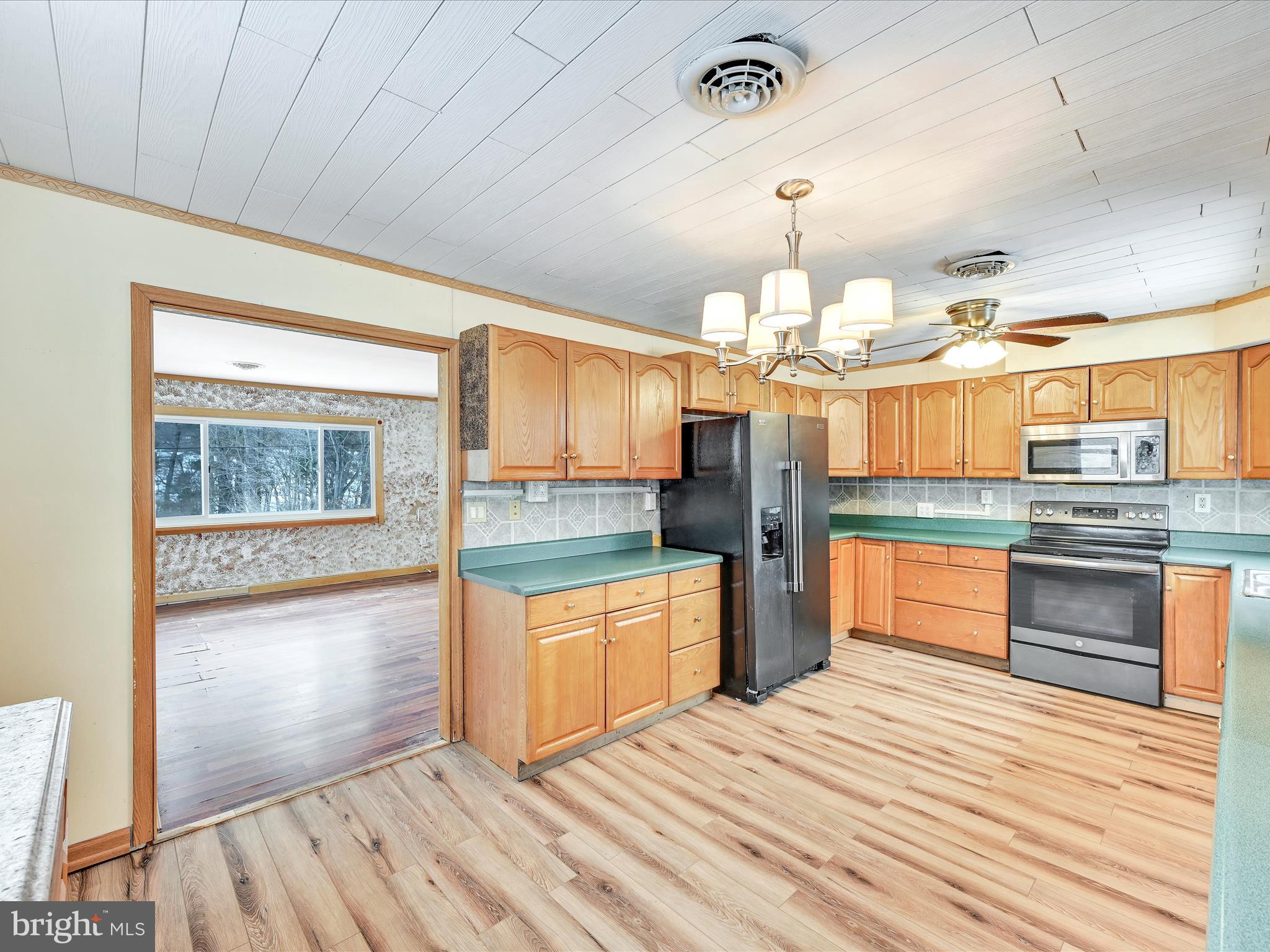 OAK GROVE - Residential