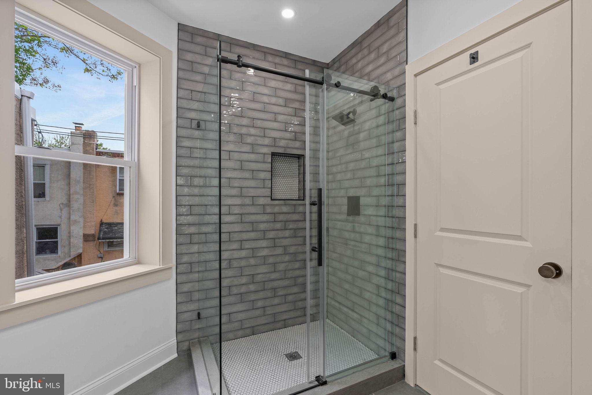 PHILADELPHIA (SOUTH) - Residential